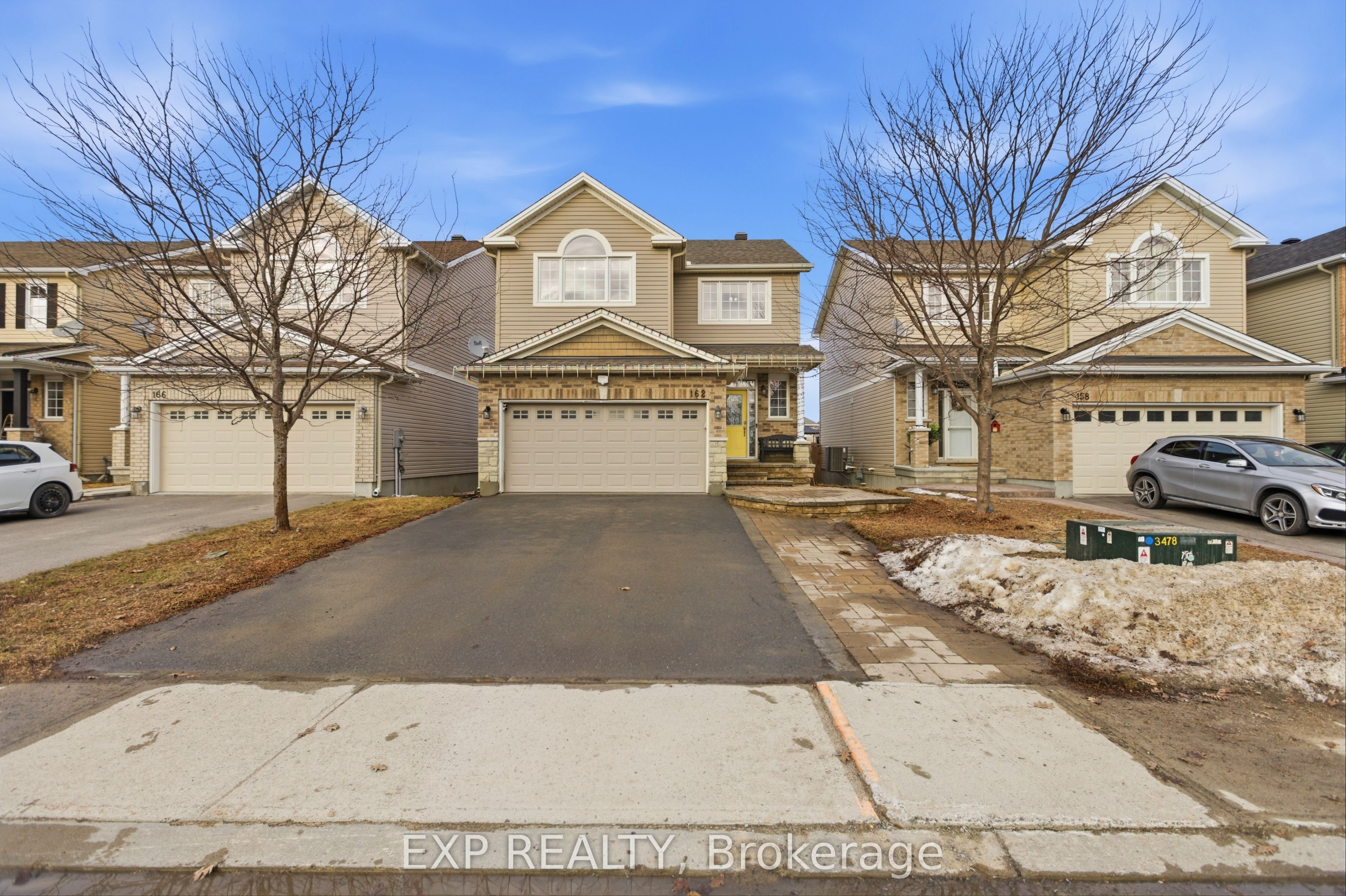162 Bert Hall Street Property Photo 1