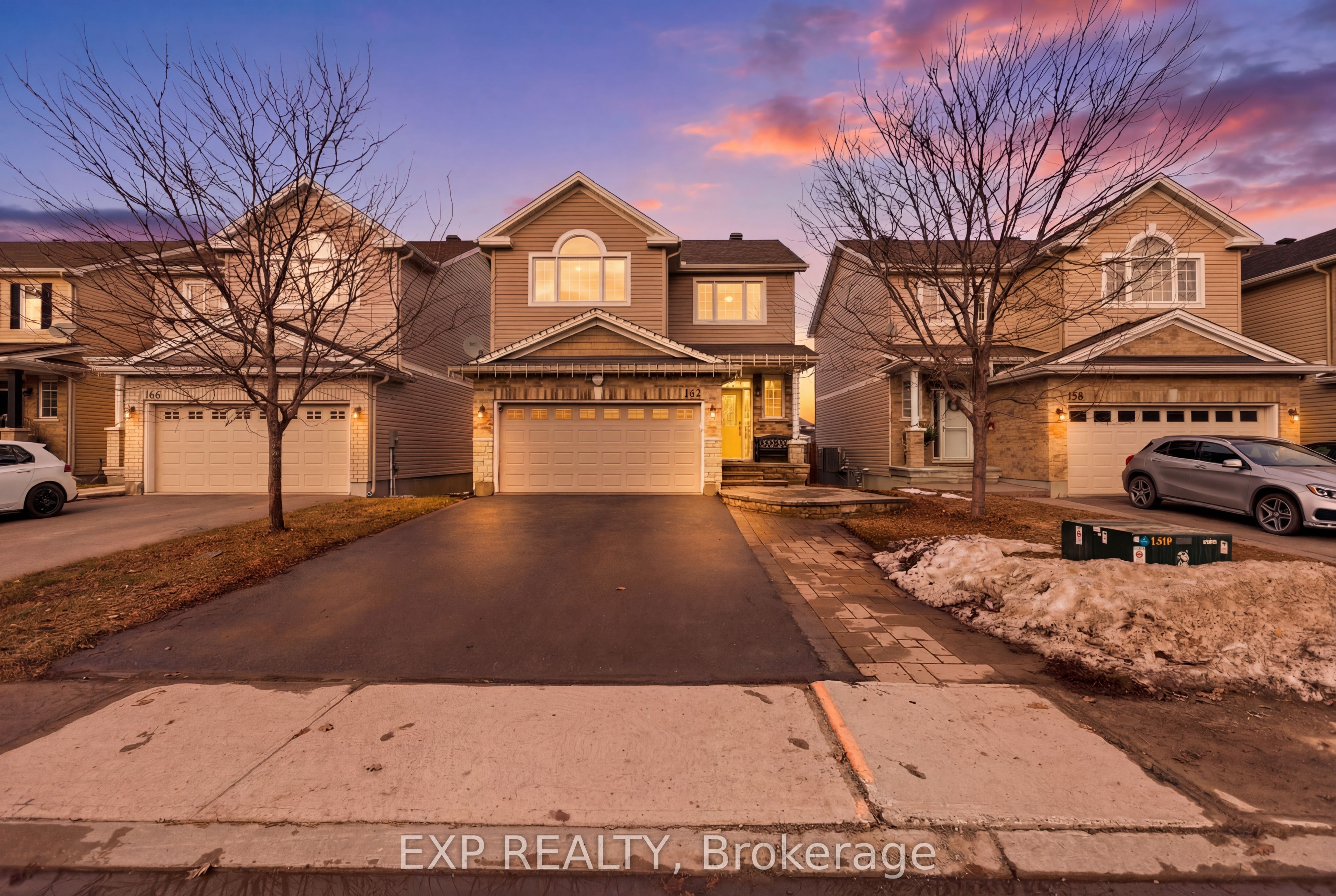 162 Bert Hall Street Property Photo 2