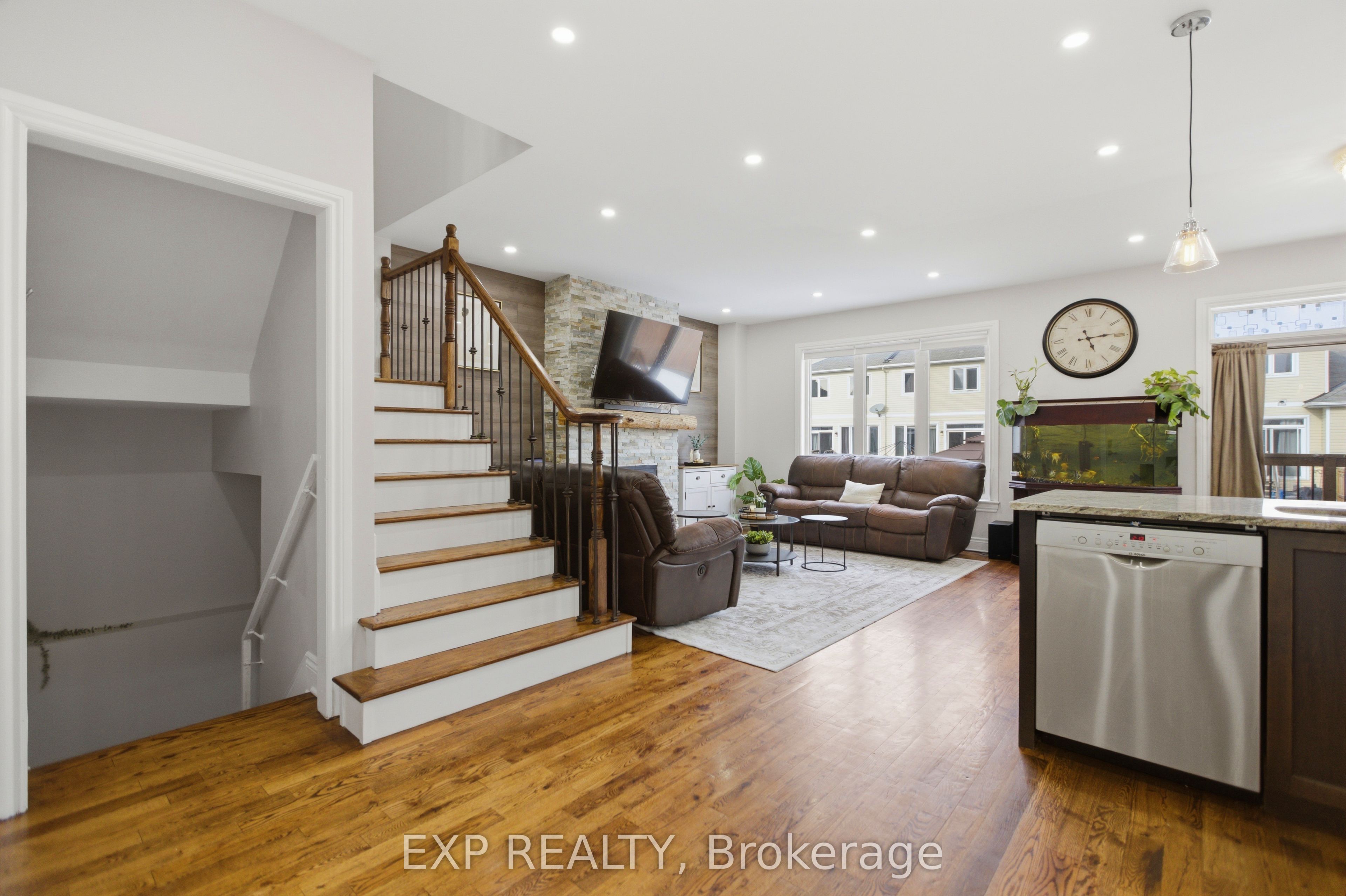 162 Bert Hall Street Property Photo 7