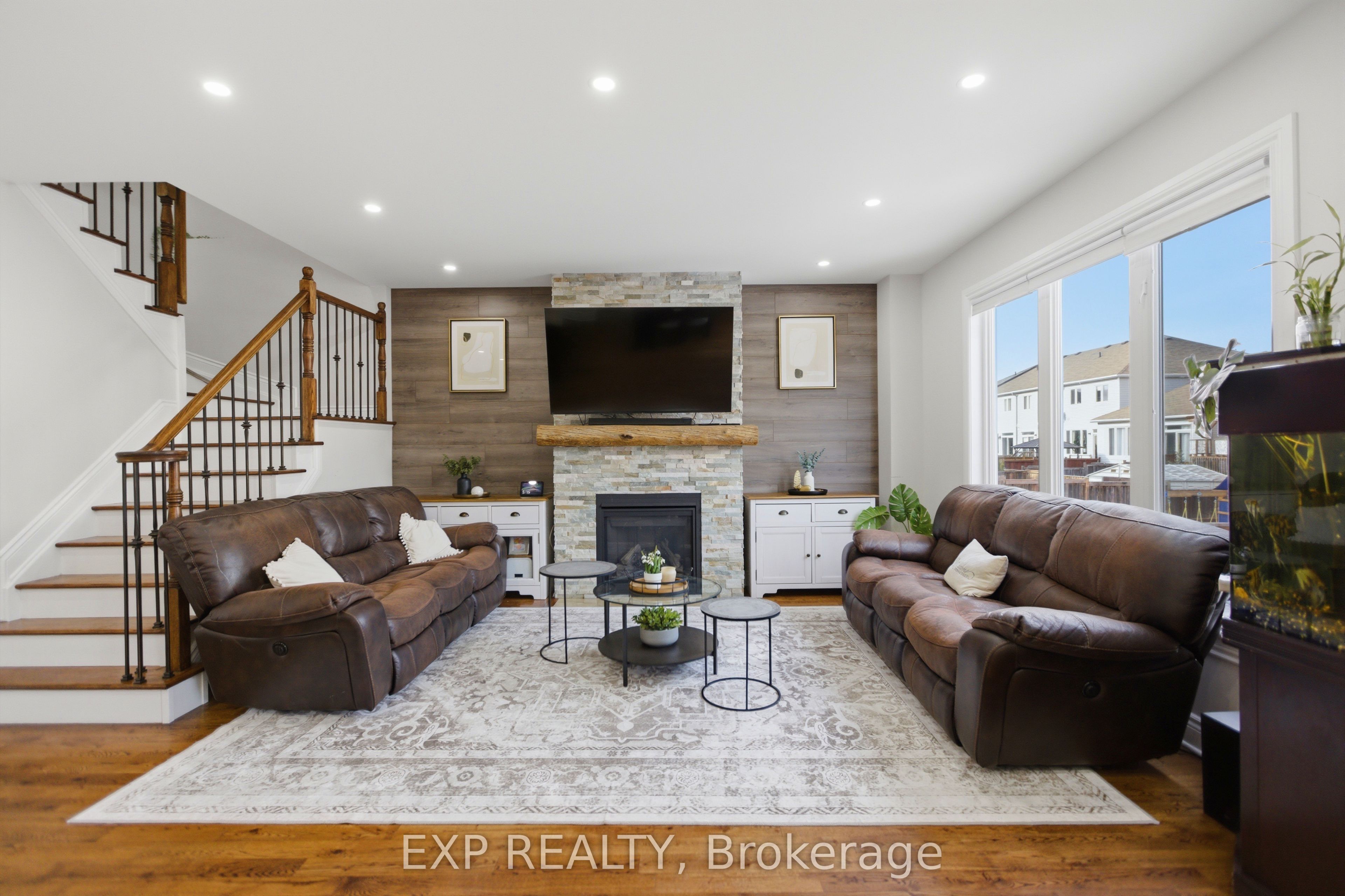 162 Bert Hall Street Property Photo 8