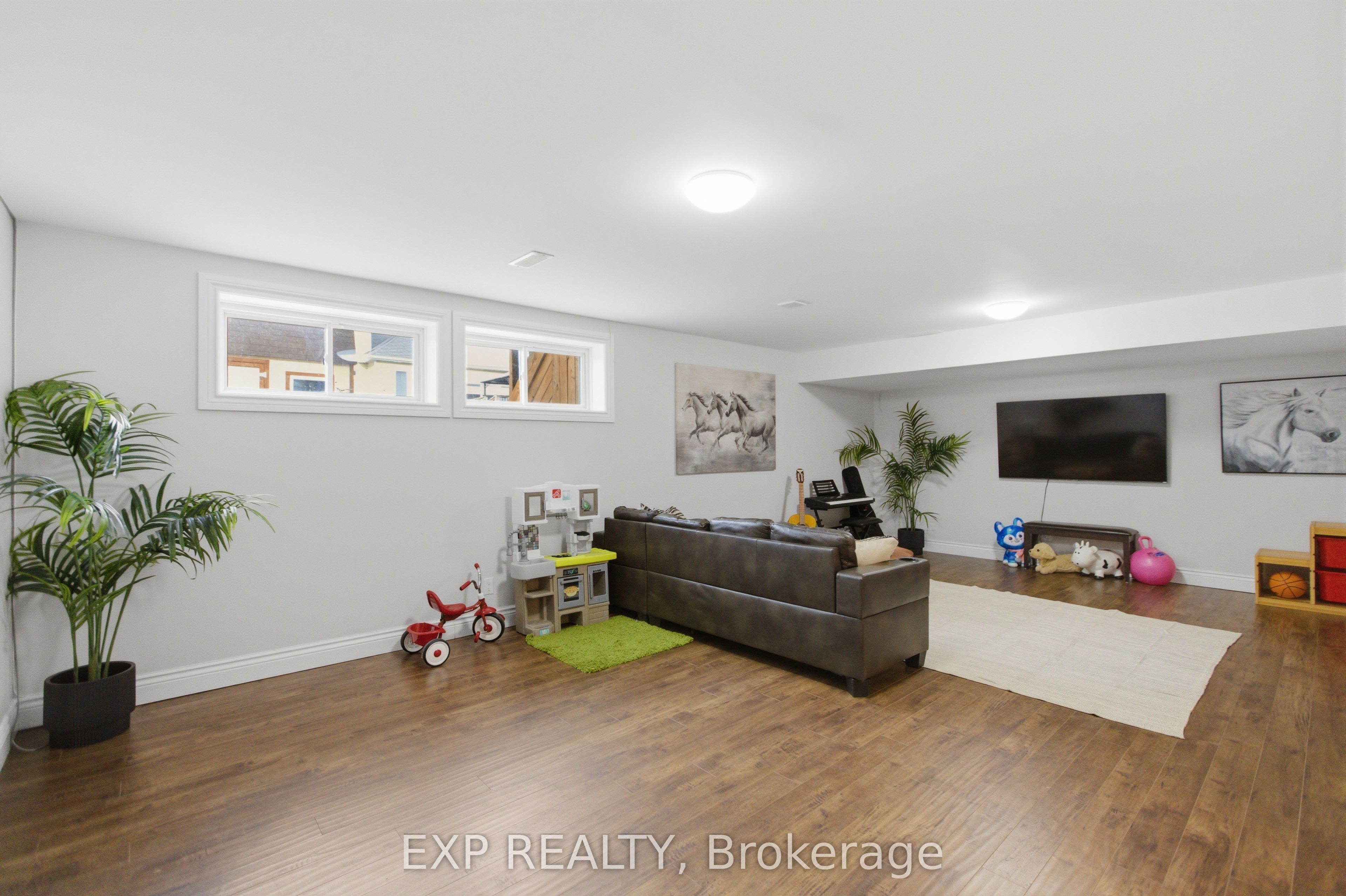 162 Bert Hall Street Property Photo 26