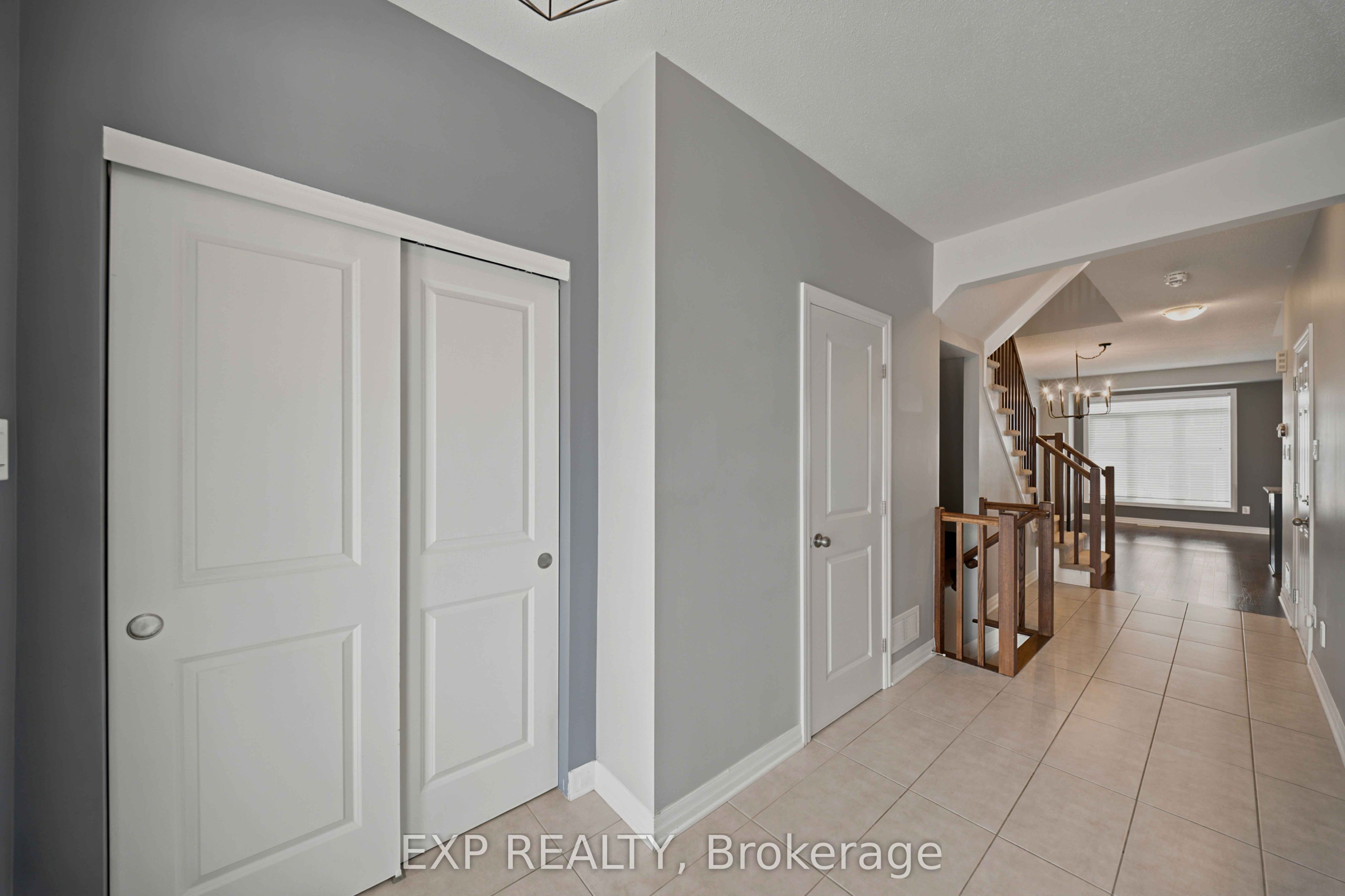 615 Spring Valley Drive Property Photo 3