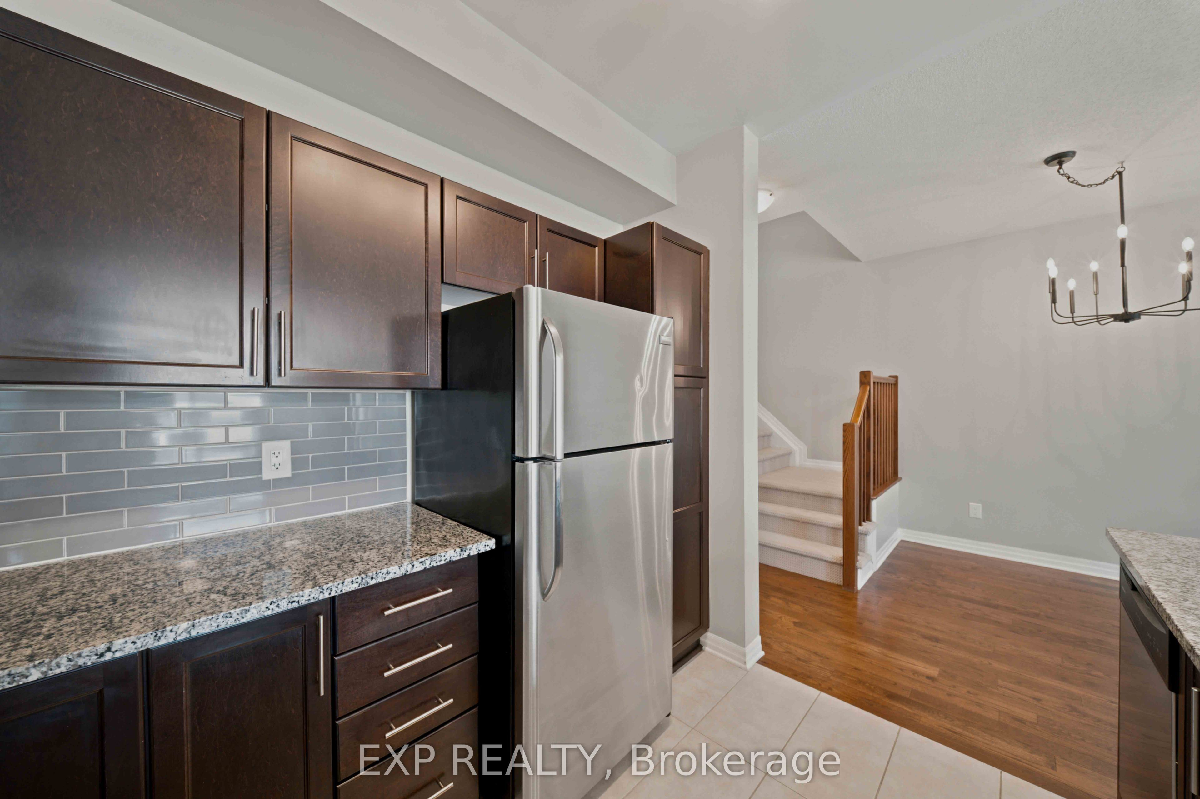 615 Spring Valley Drive Property Photo 7