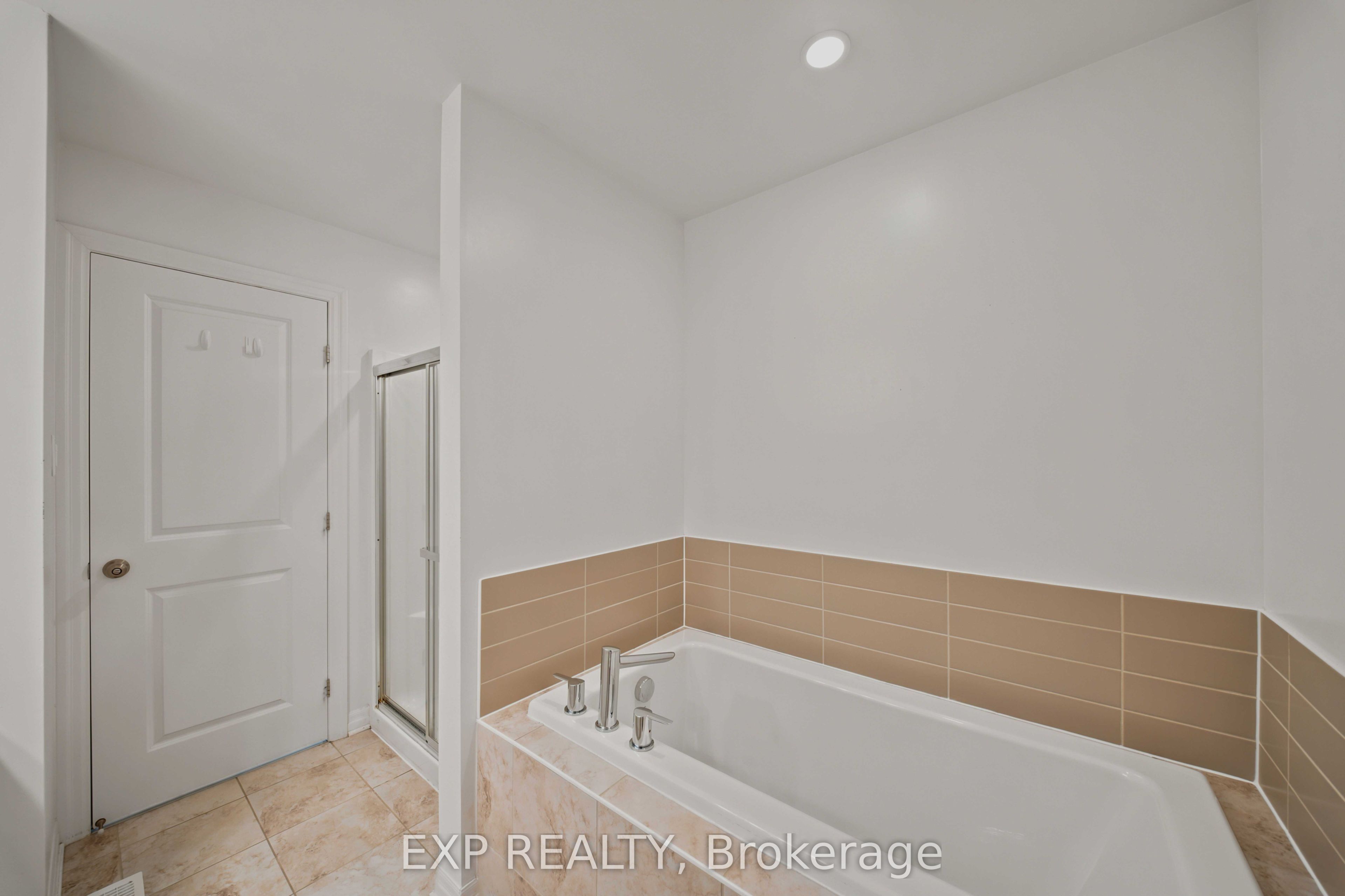 615 Spring Valley Drive Property Photo 16