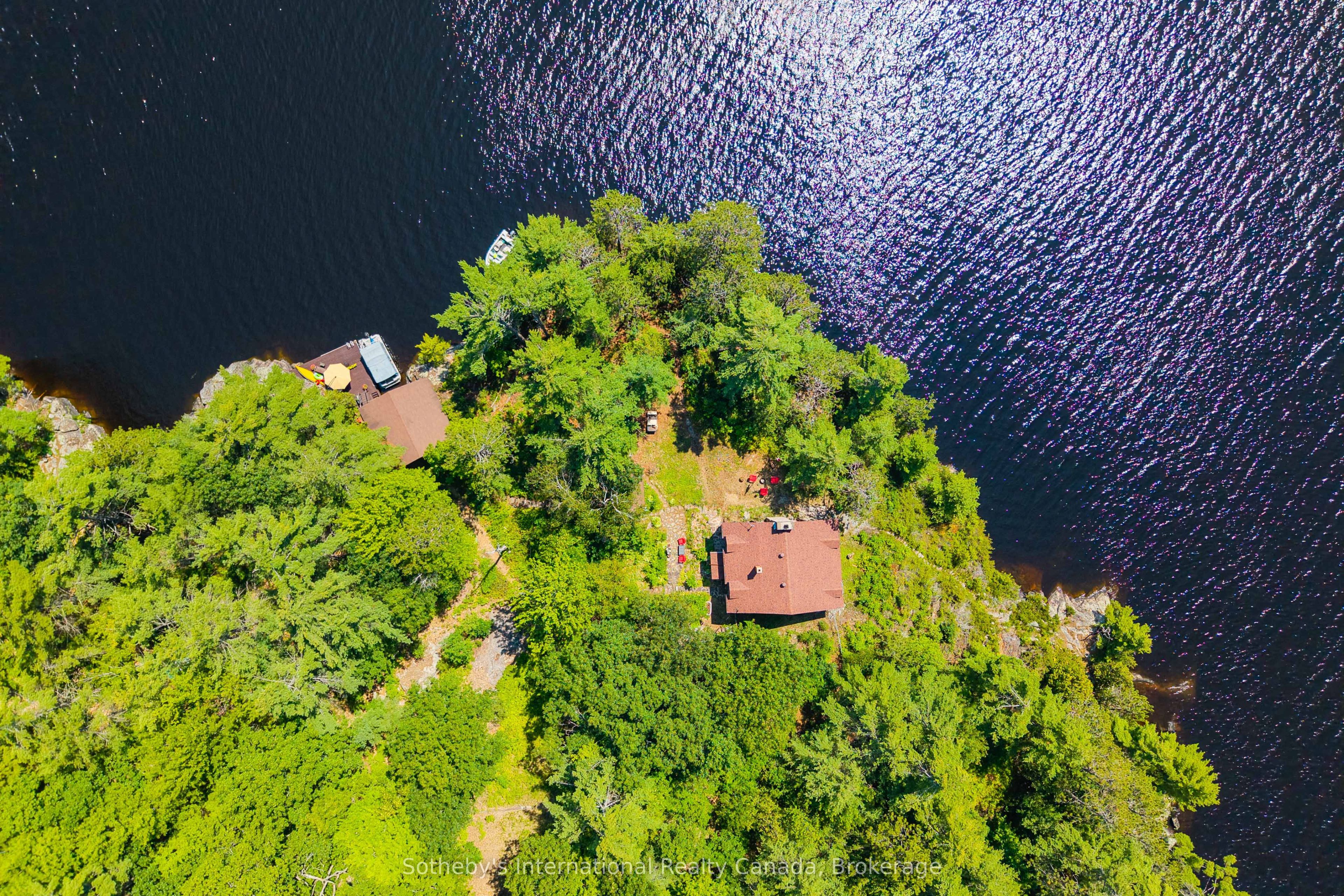 1 Island 29kl Kahshe Lake - Cooee Island Property Photo 8