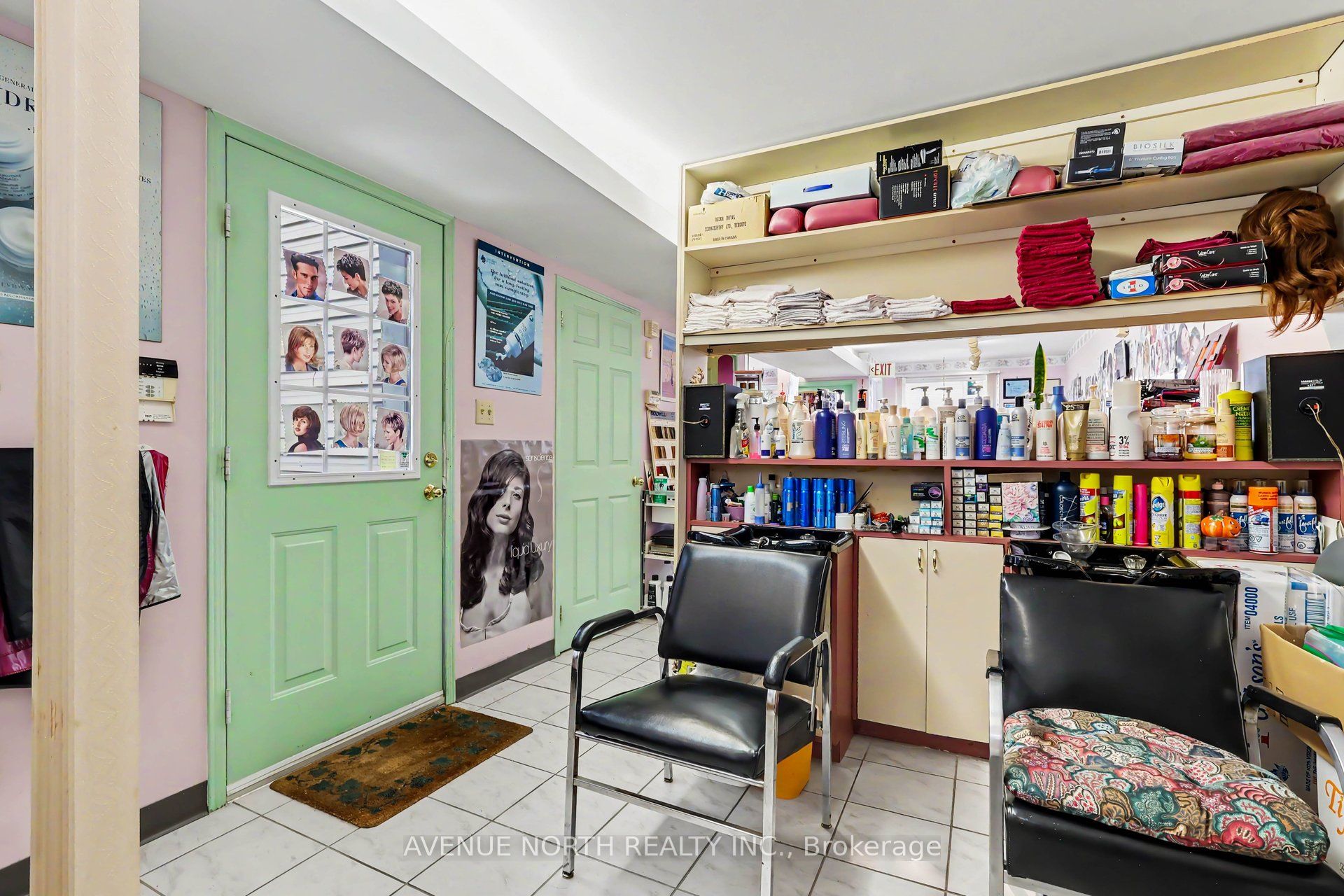 367 Booth Street Property Photo 10