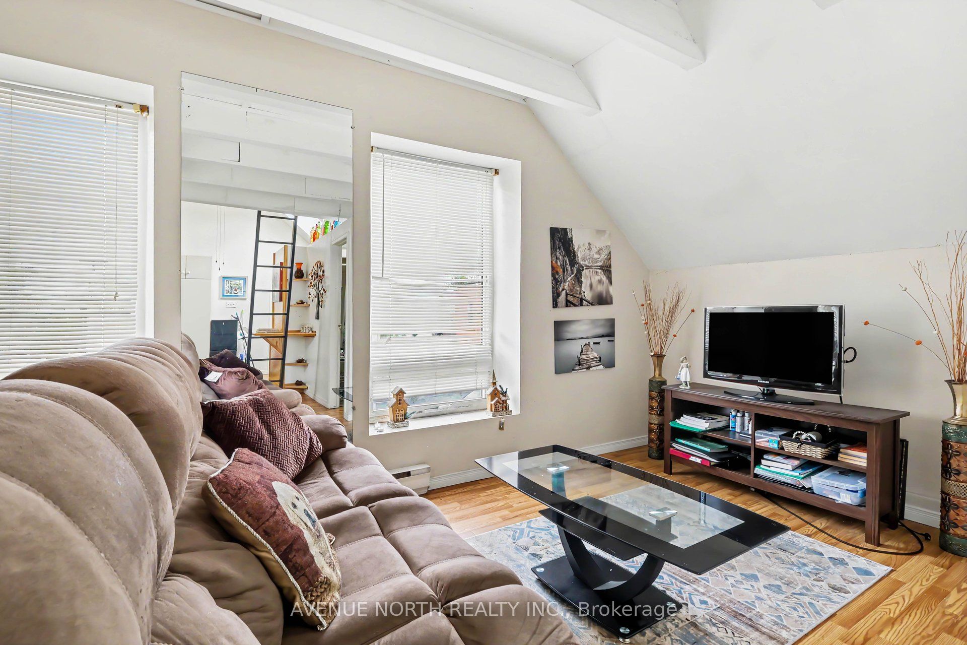 367 Booth Street Property Photo 20