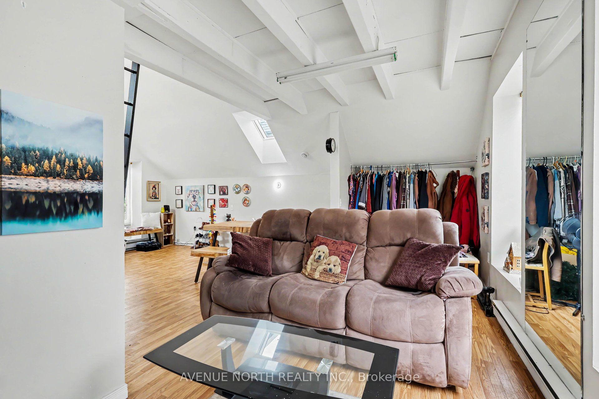 367 Booth Street Property Photo 22