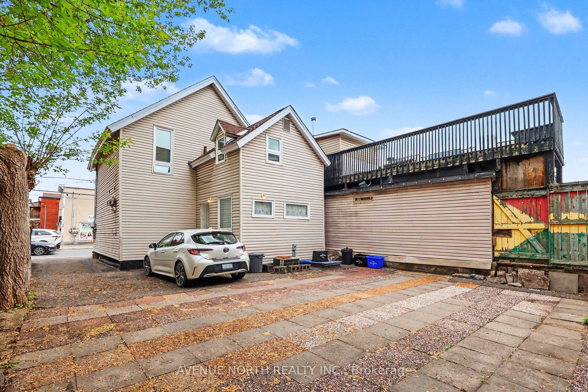 367 Booth Street Property Photo 29