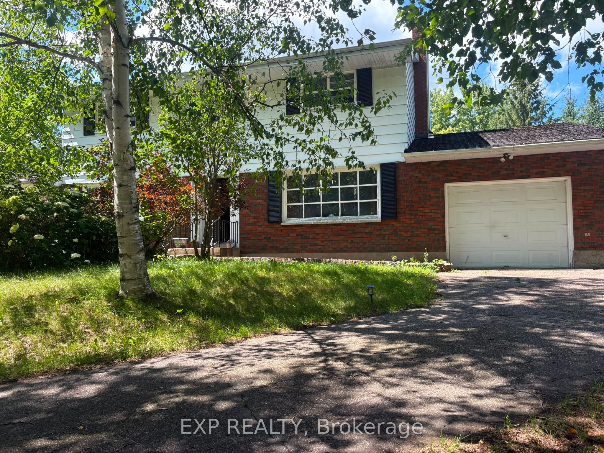 16 Civic Street Property Photo 2