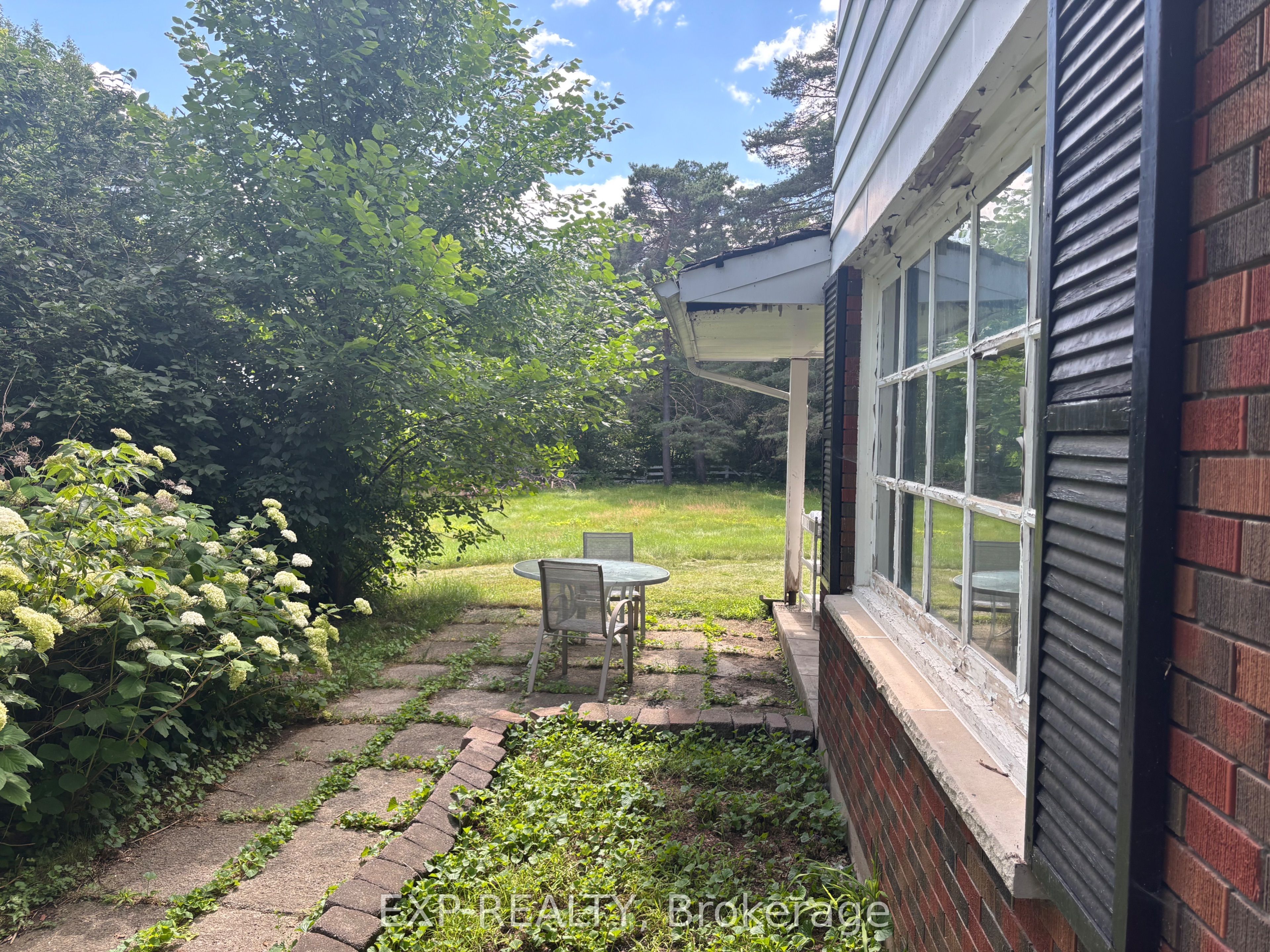 16 Civic Street Property Photo 7