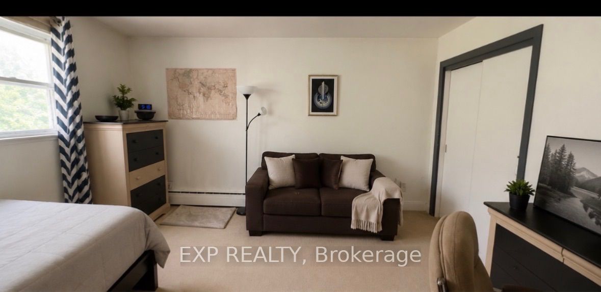 16 Civic Street Property Photo 10
