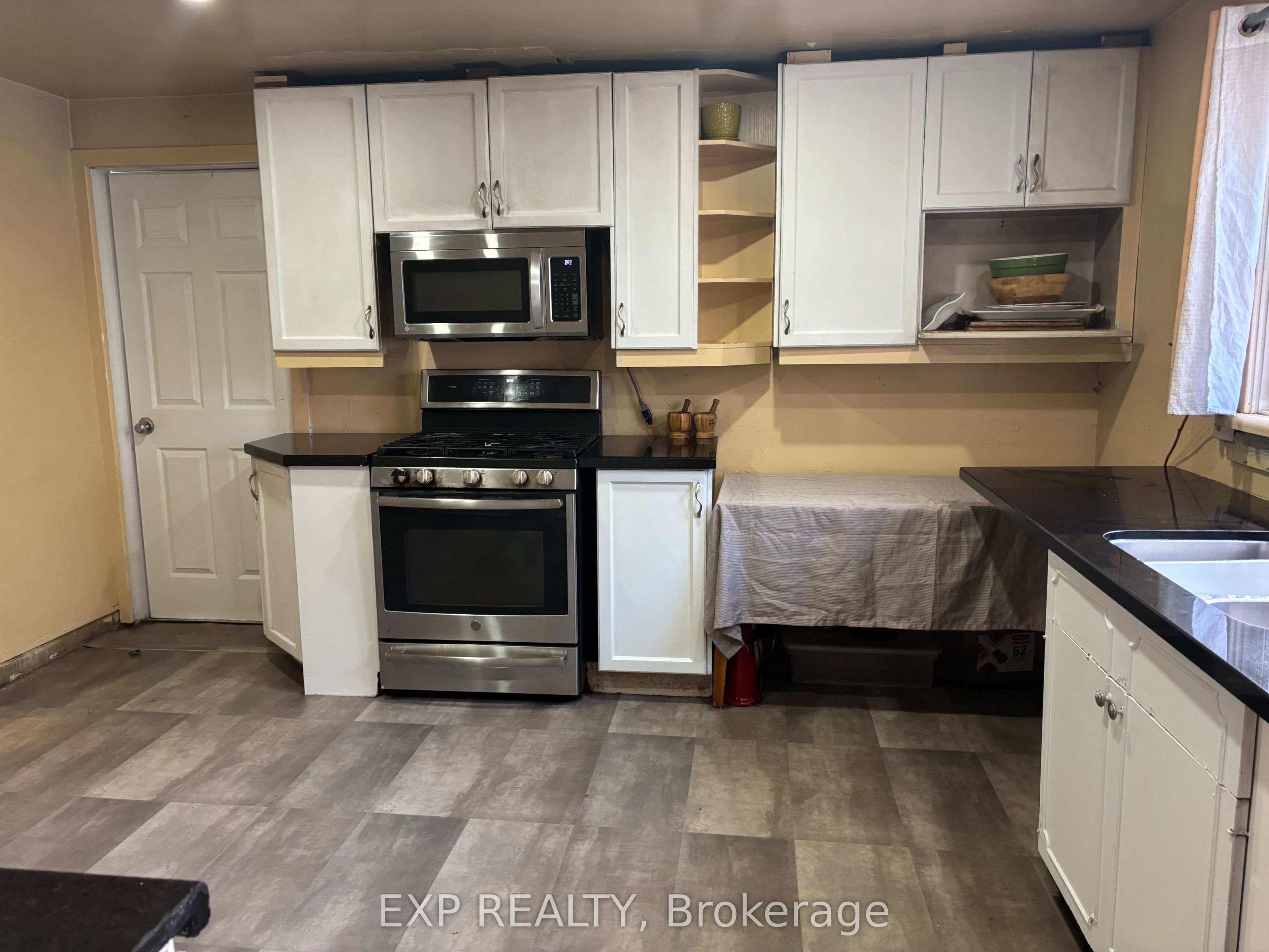 16 Civic Street Property Photo 19