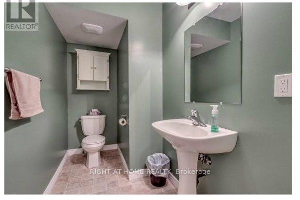 20 Mcconkey Crescent 69 Property Photo 7