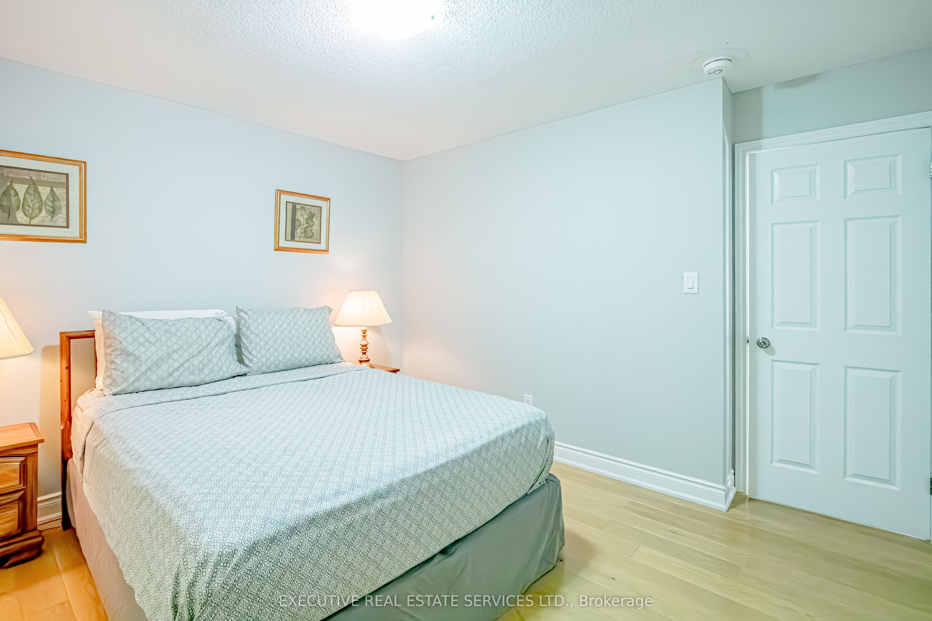 3264 Meadowgate Boulevard Property Photo 27