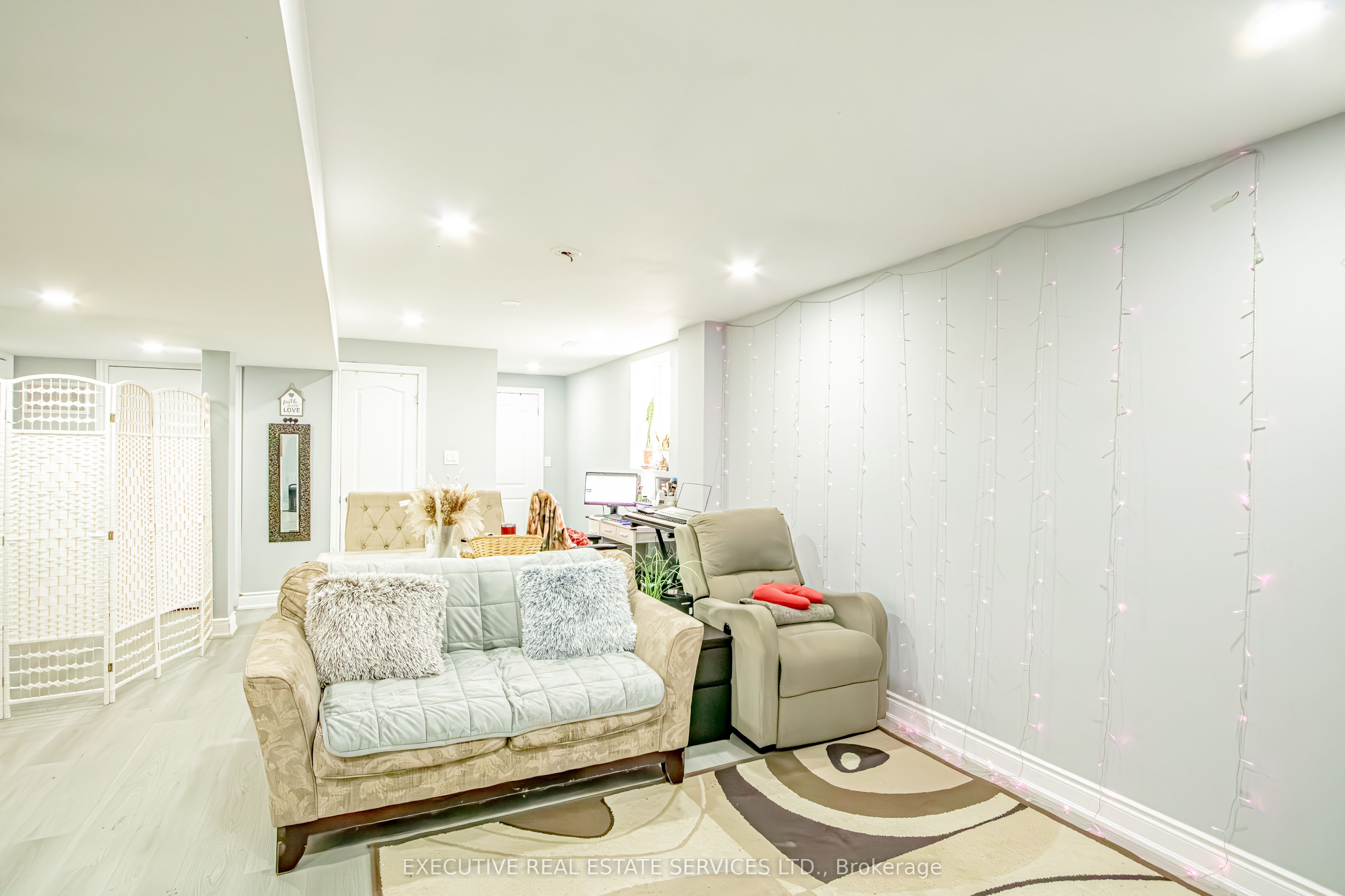 3264 Meadowgate Boulevard Property Photo 36