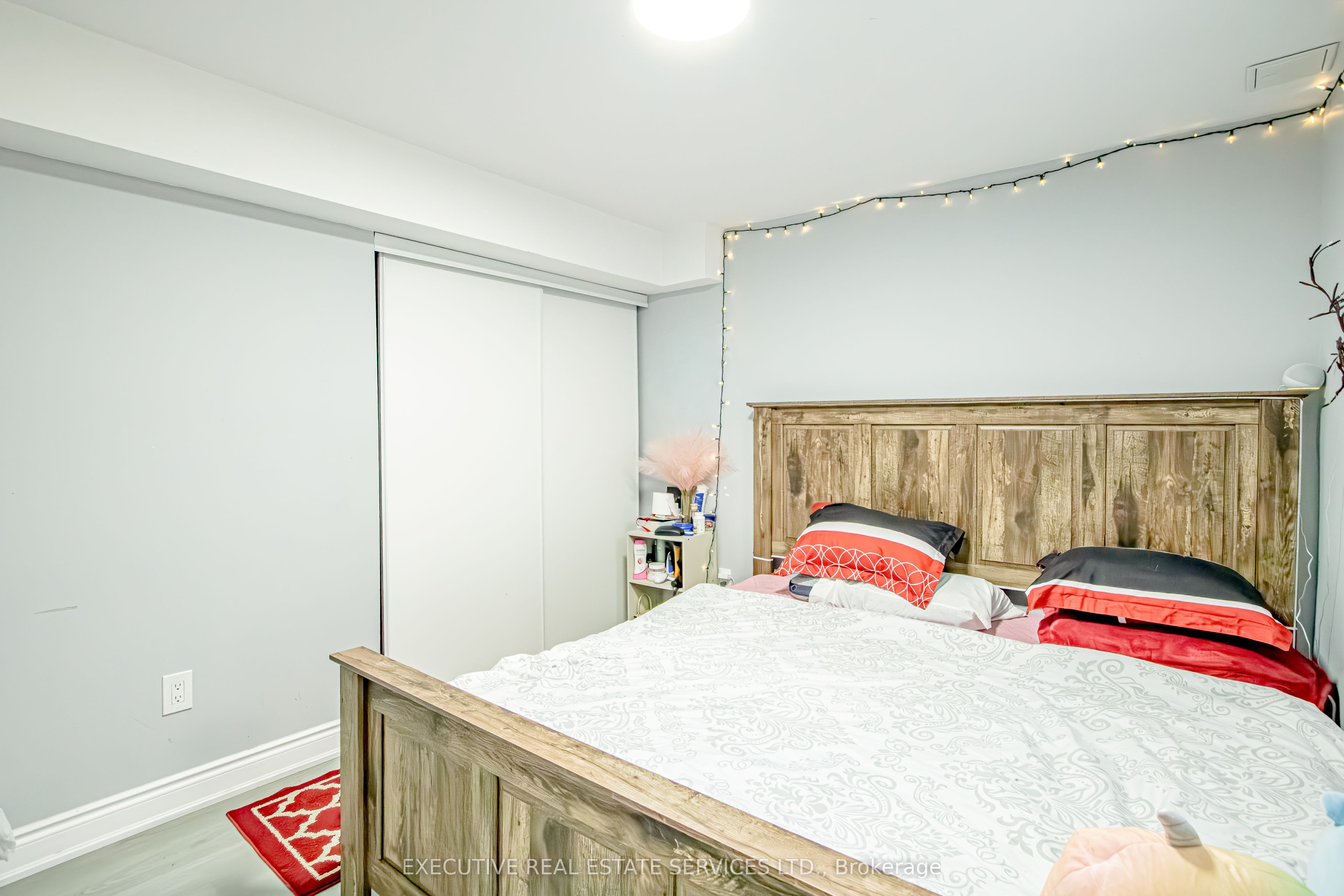 3264 Meadowgate Boulevard Property Photo 38