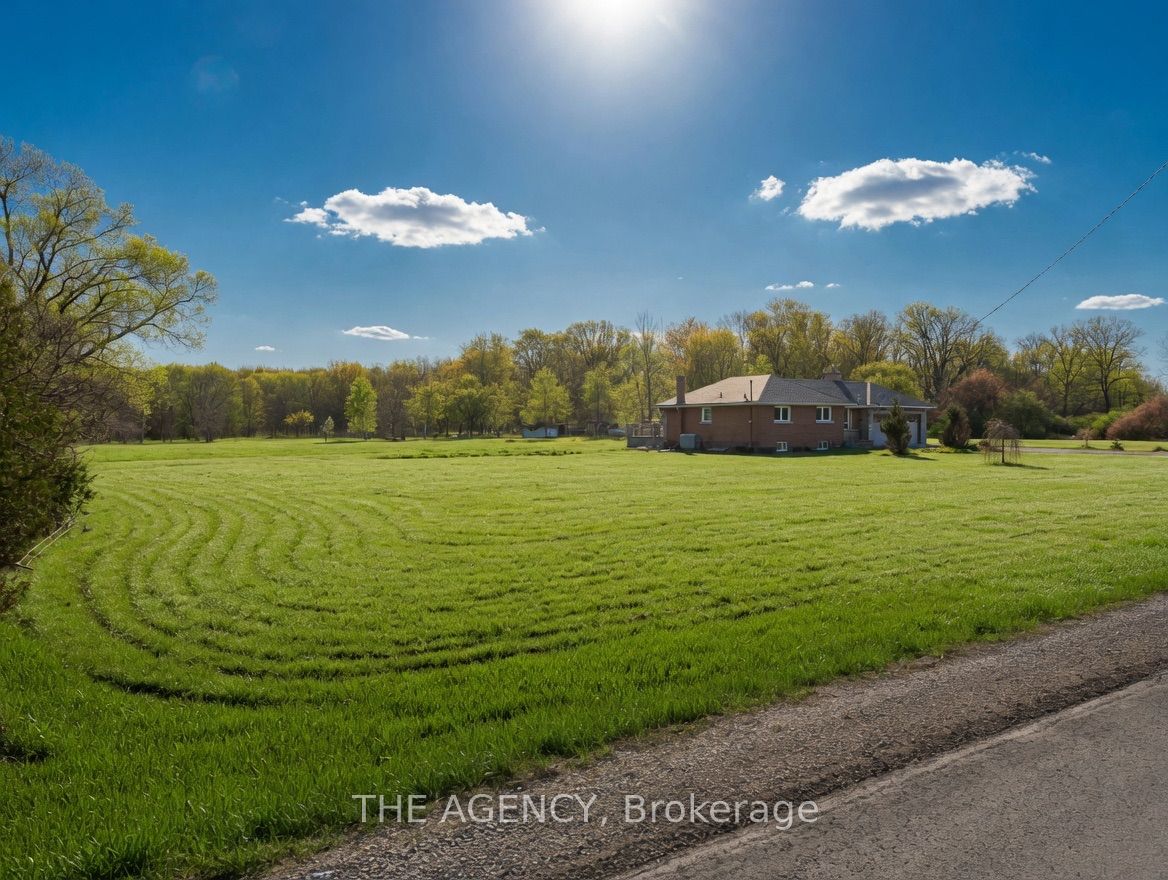 295 Park Road S Property Photo 5