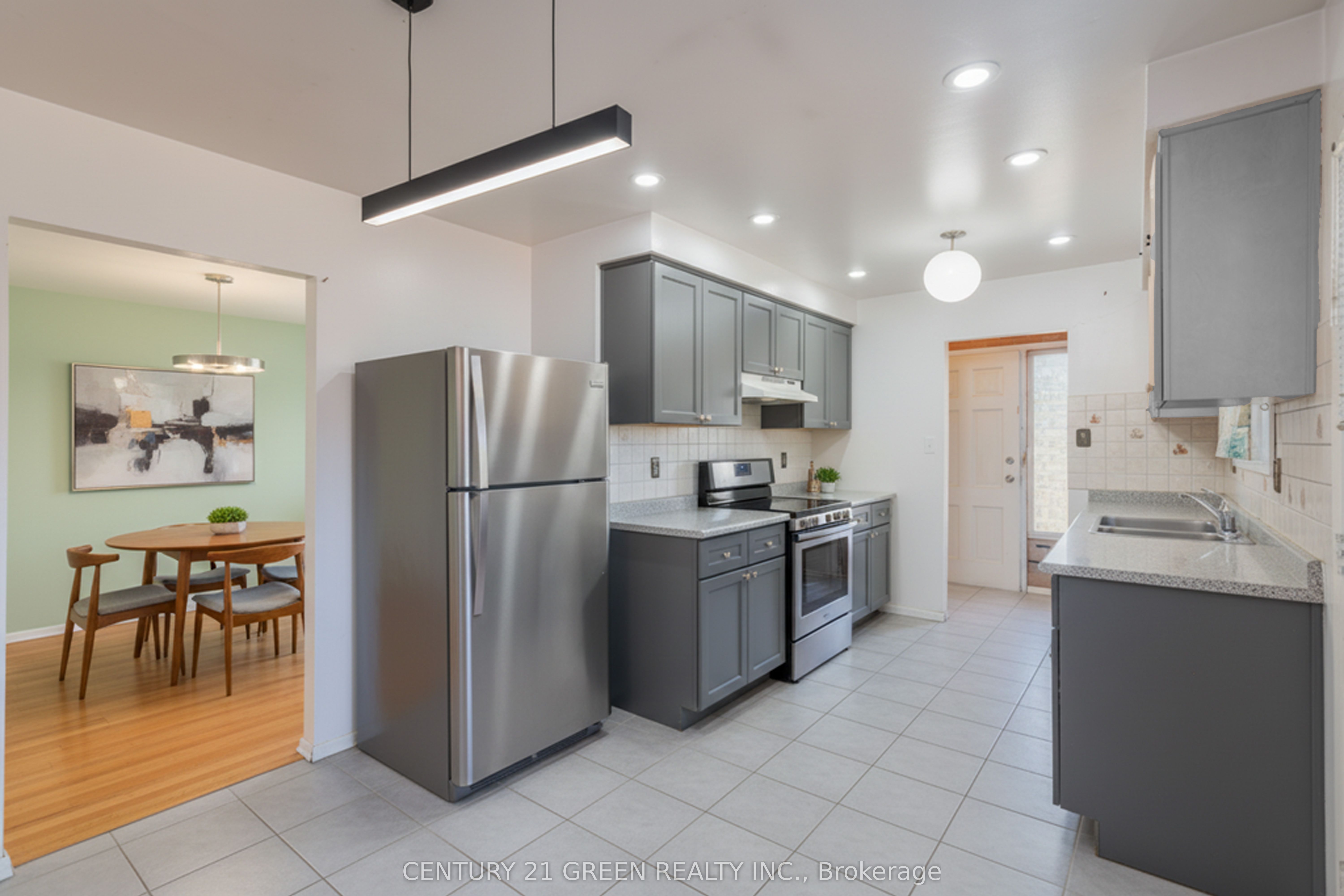 729 West 5th Street Property Photo 18