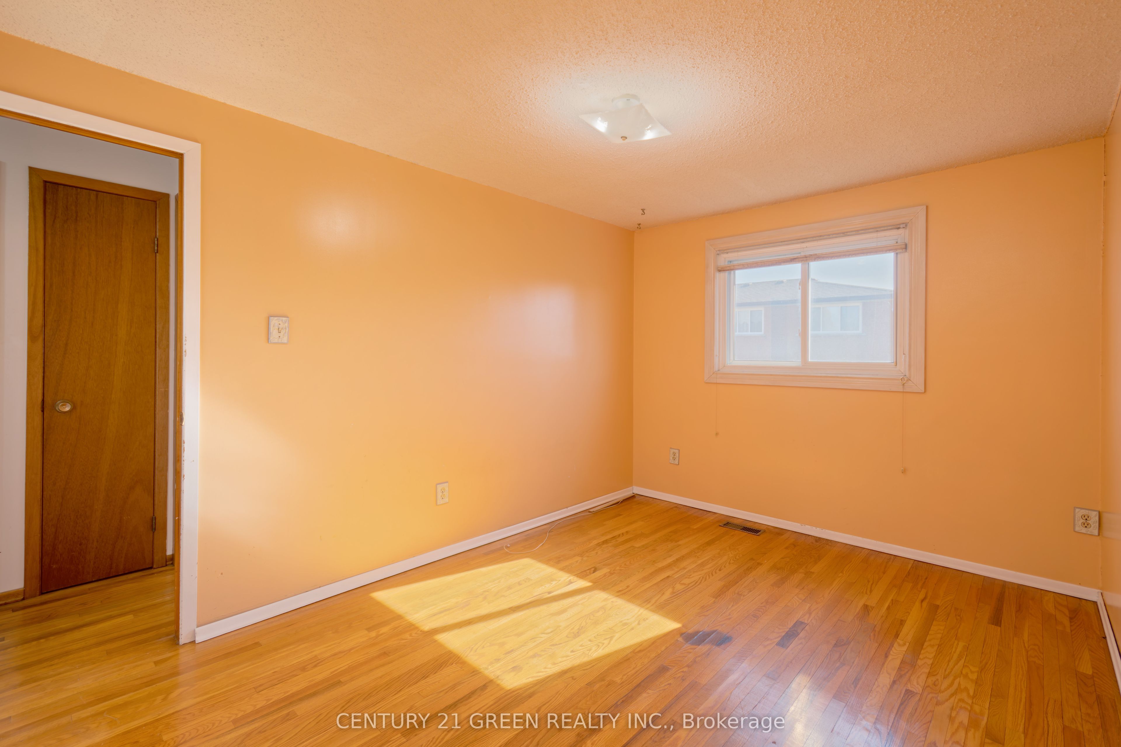 729 West 5th Street Property Photo 22