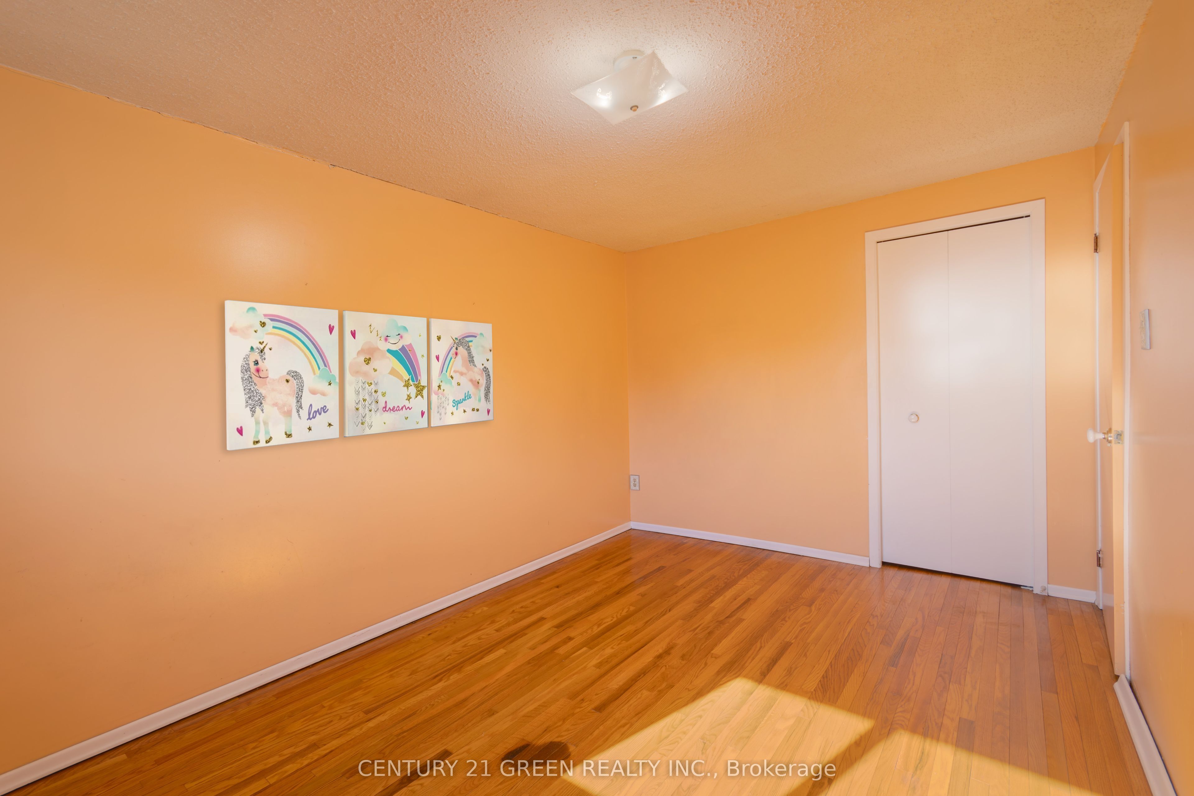729 West 5th Street Property Photo 24