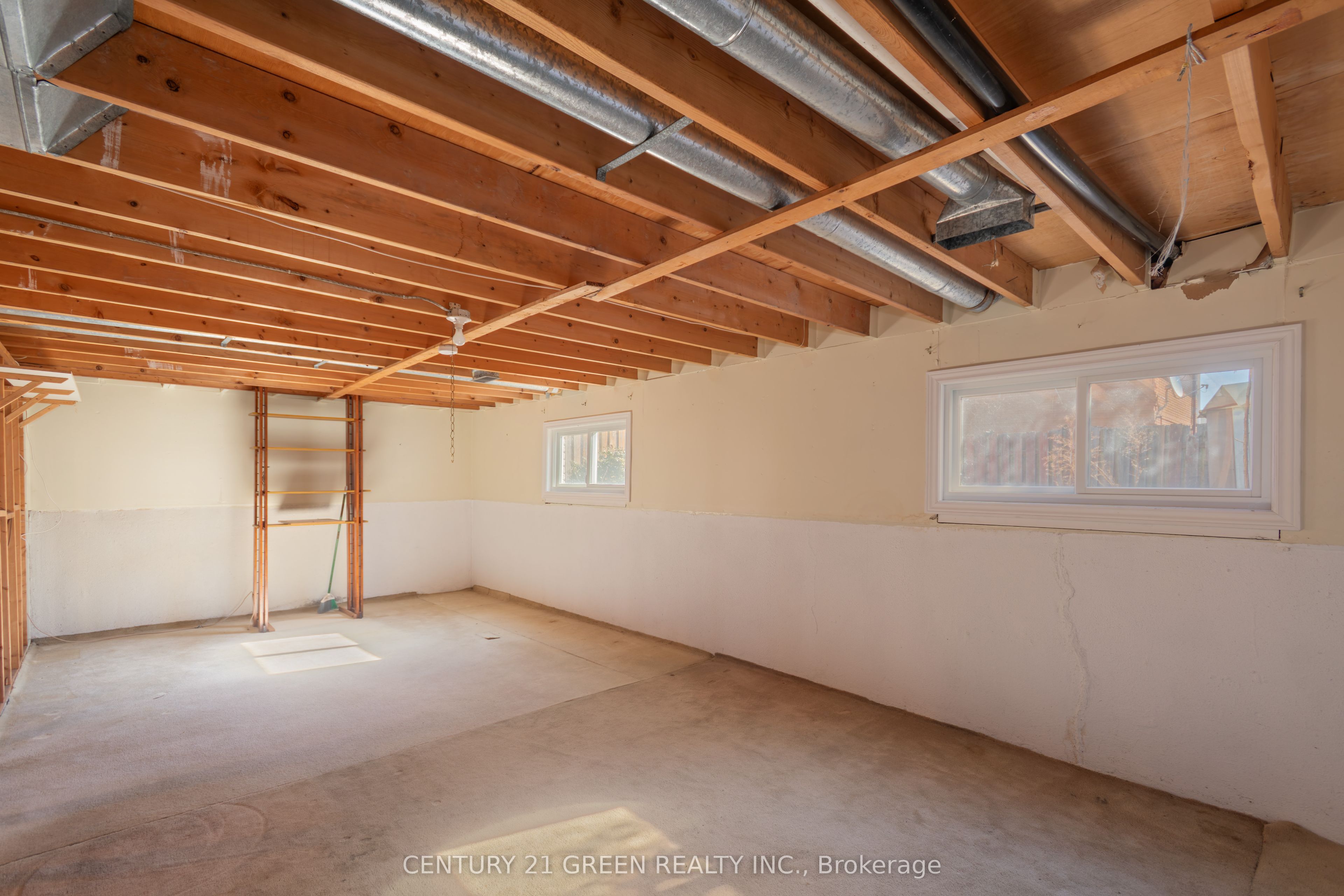 729 West 5th Street Property Photo 31