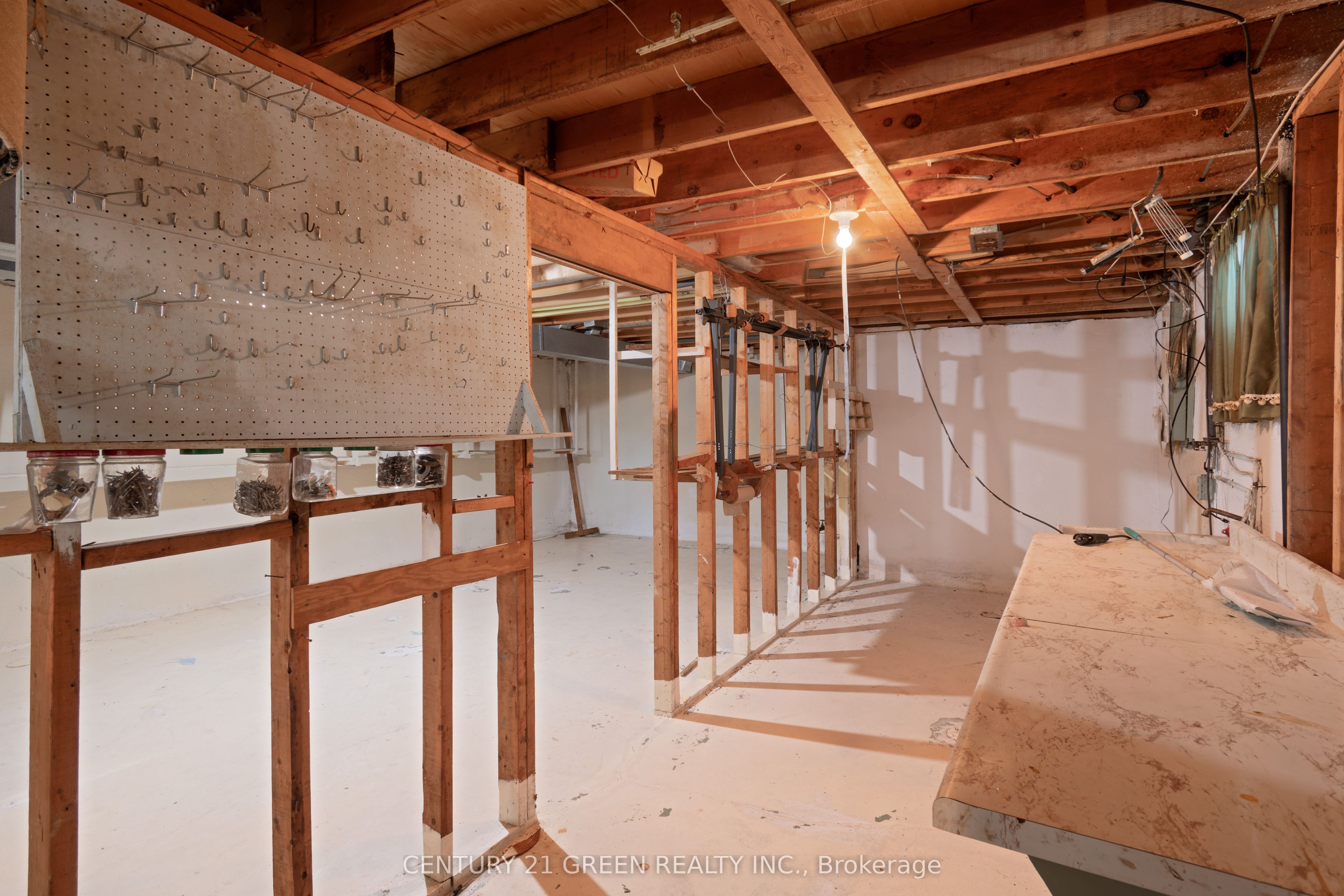 729 West 5th Street Property Photo 34