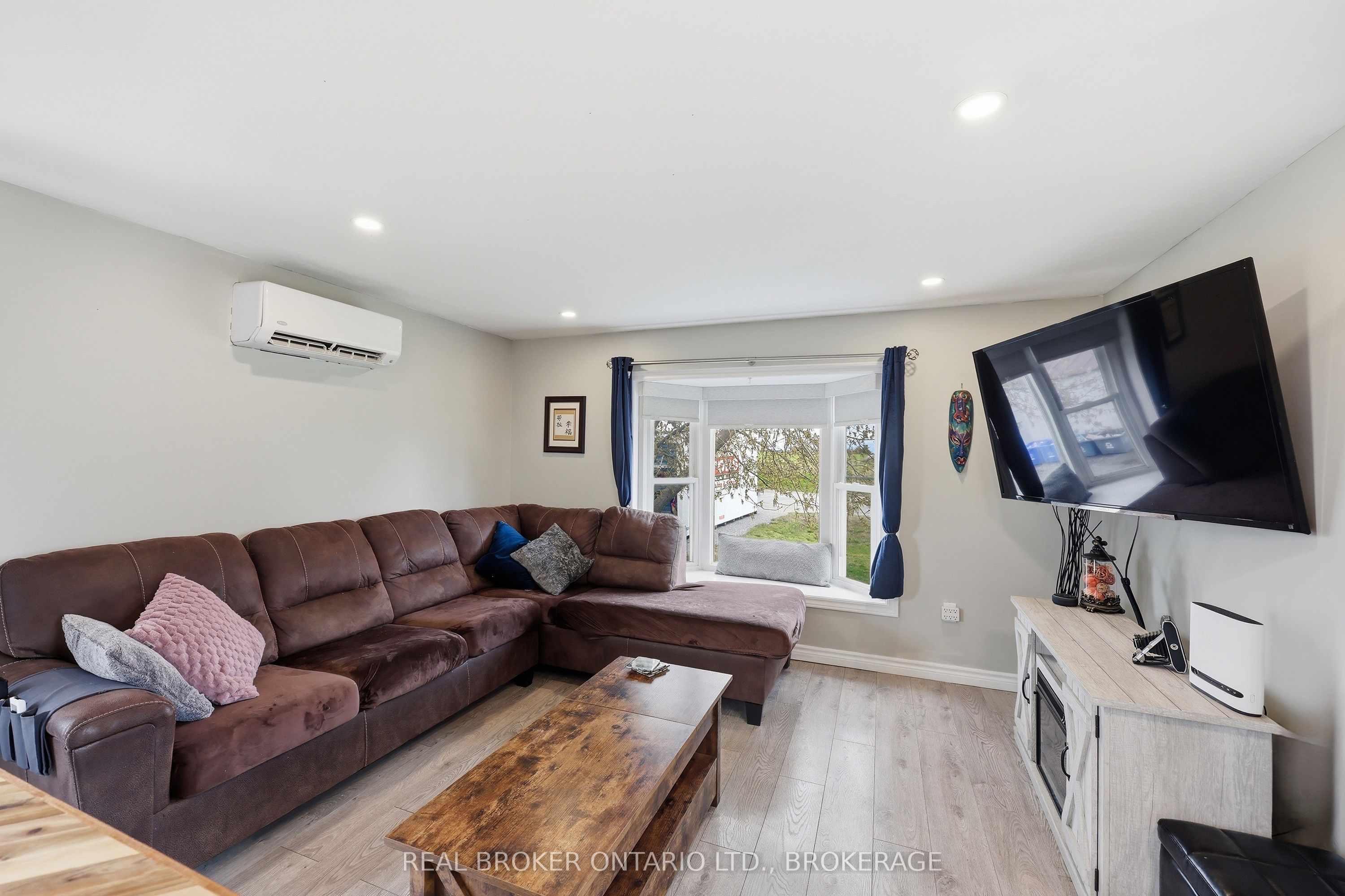 11 Hermes Drive Property Photo 8