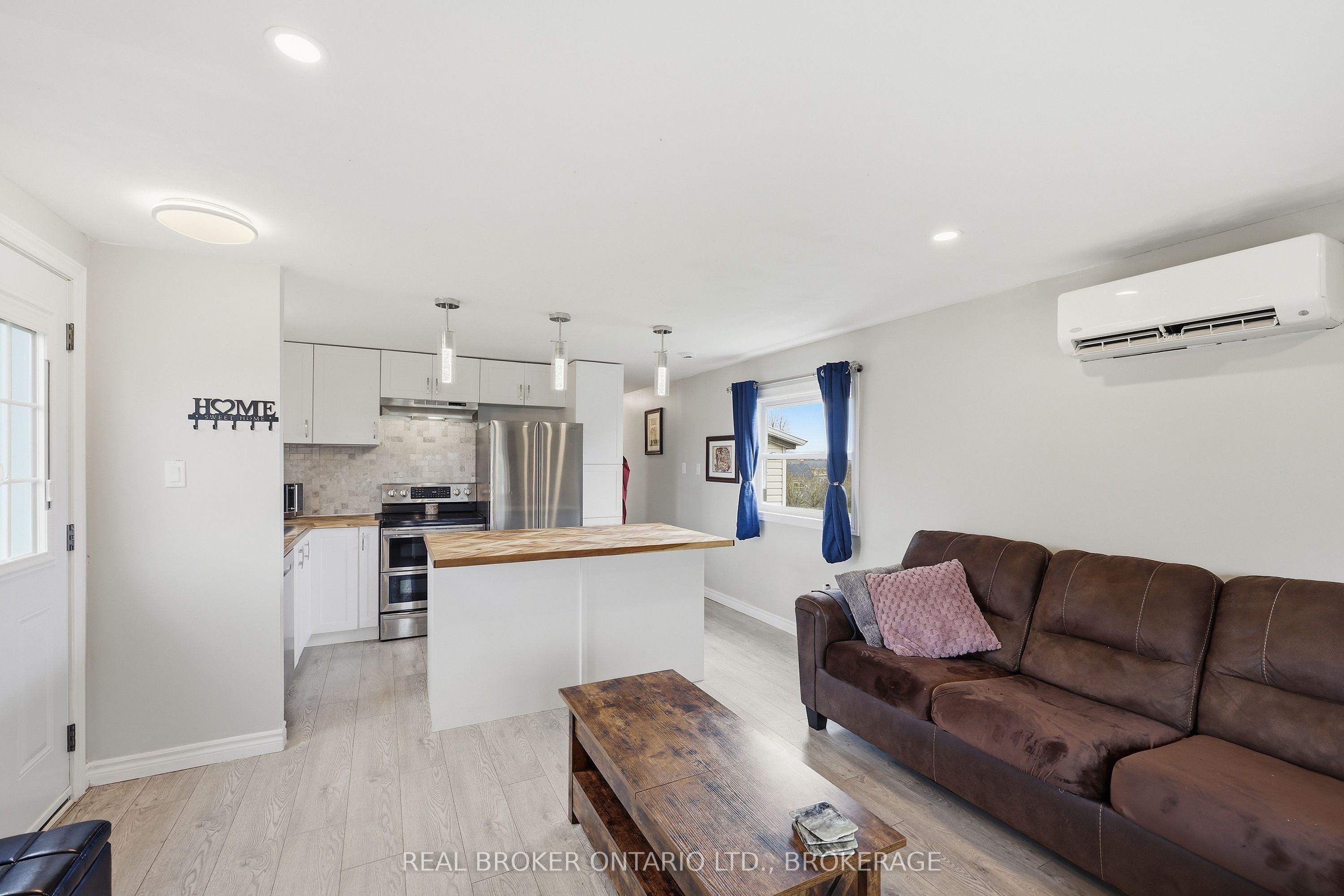 11 Hermes Drive Property Photo 9
