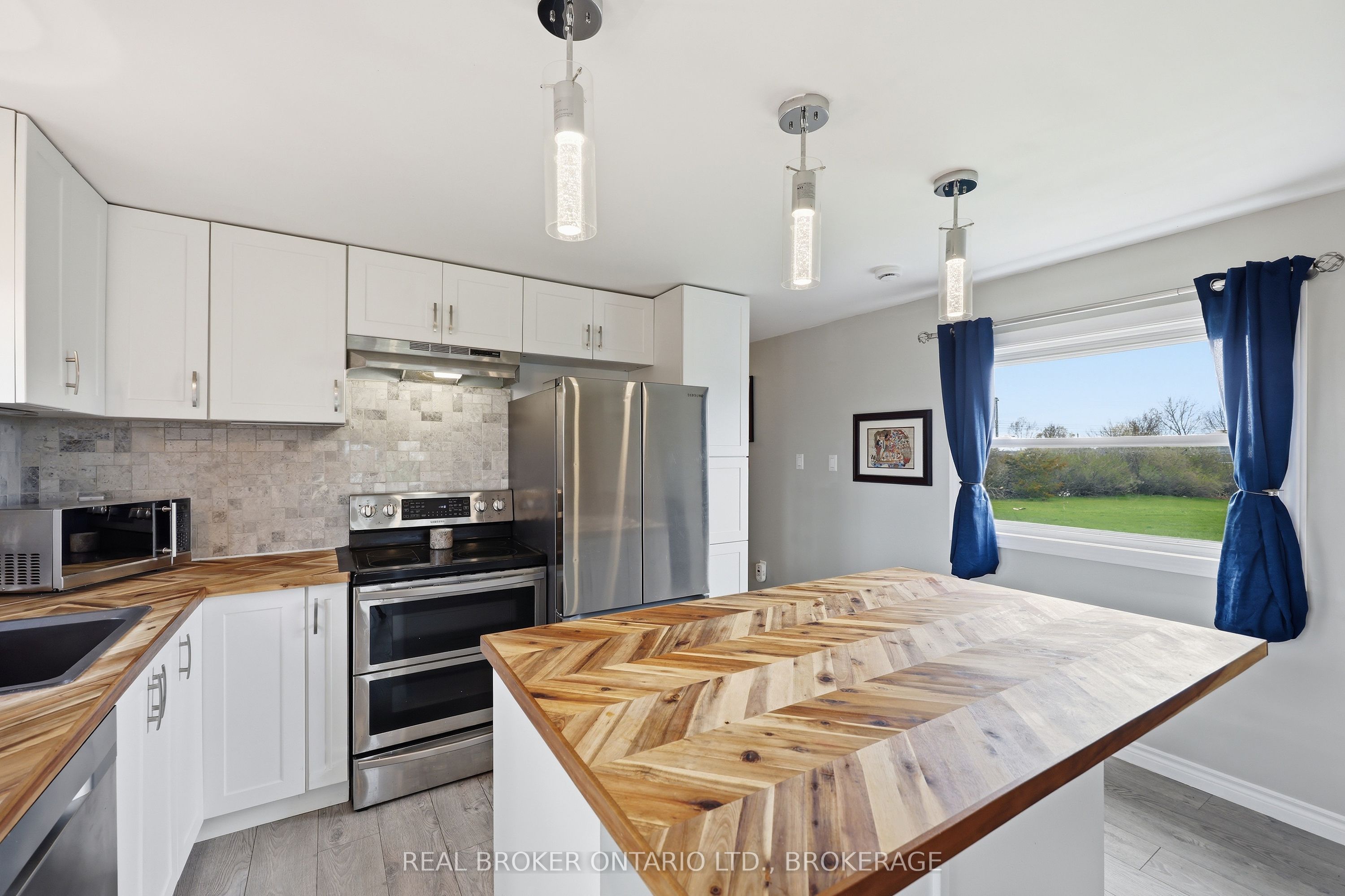 11 Hermes Drive Property Photo 10