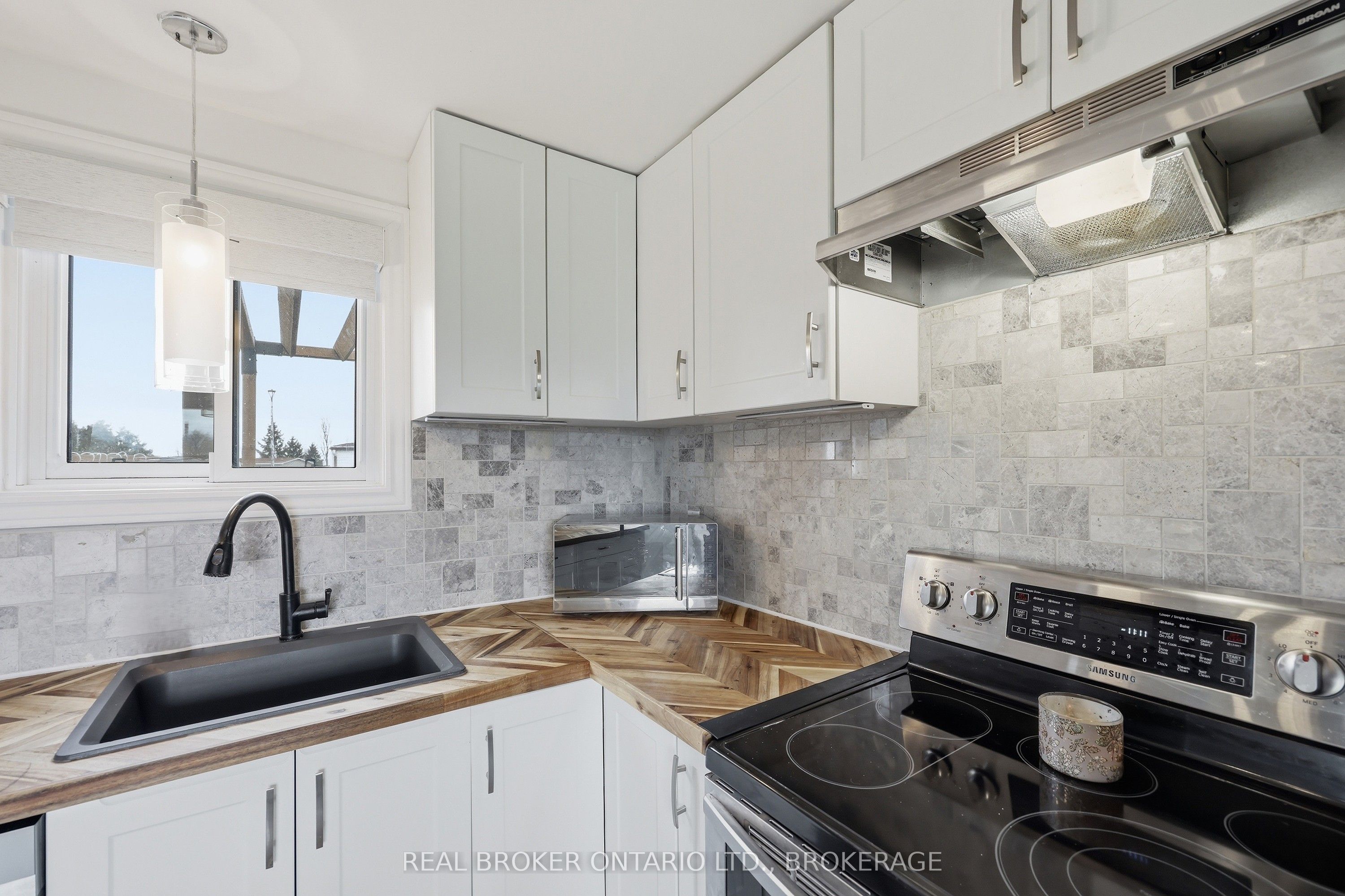 11 Hermes Drive Property Photo 14