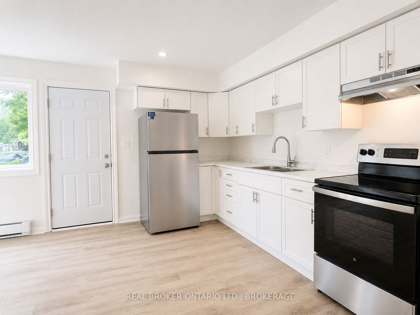 43-45 Railway Street Property Photo 6