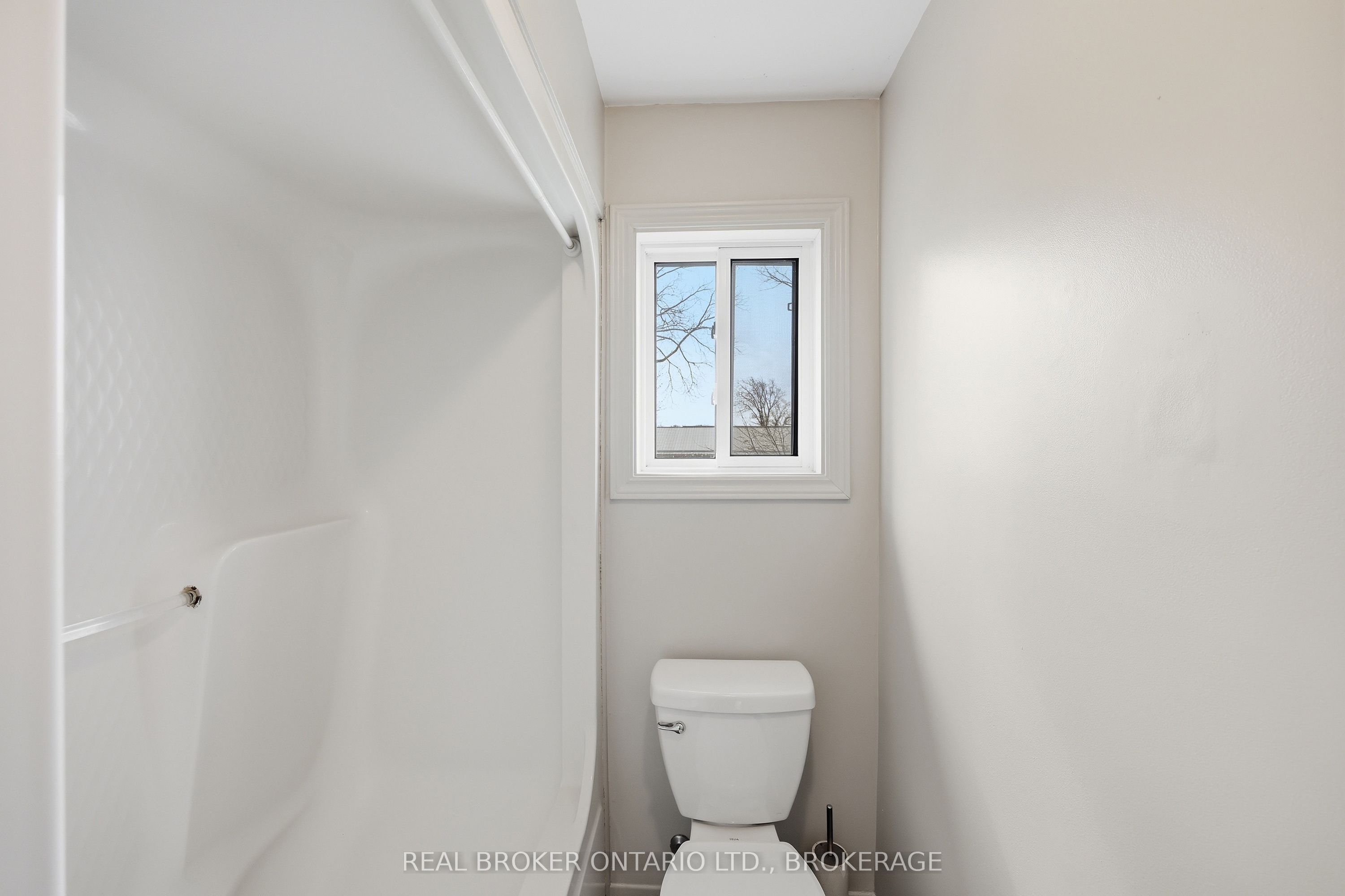 43-45 Railway Street Property Photo 19