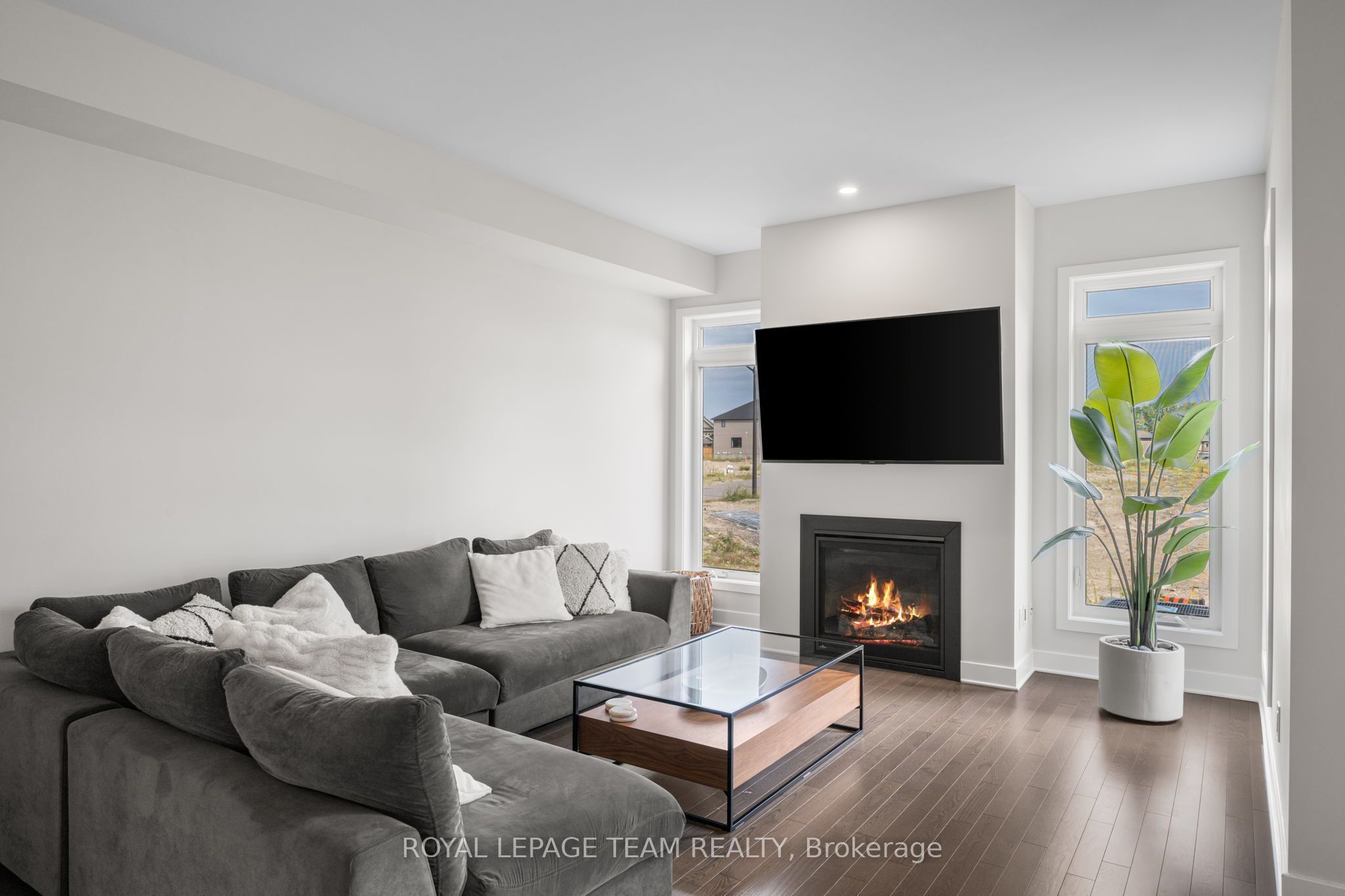 800 Solarium Avenue Property Photo 14