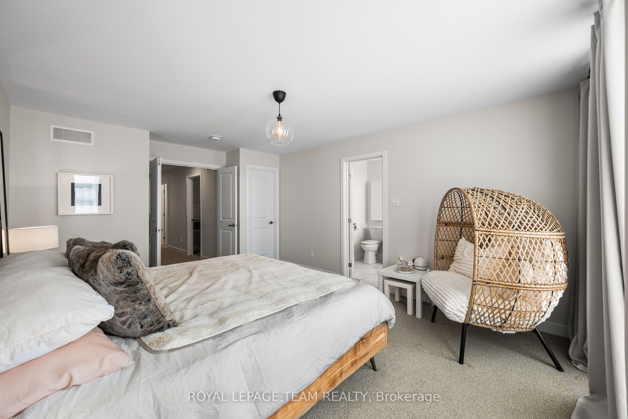 800 Solarium Avenue Property Photo 19