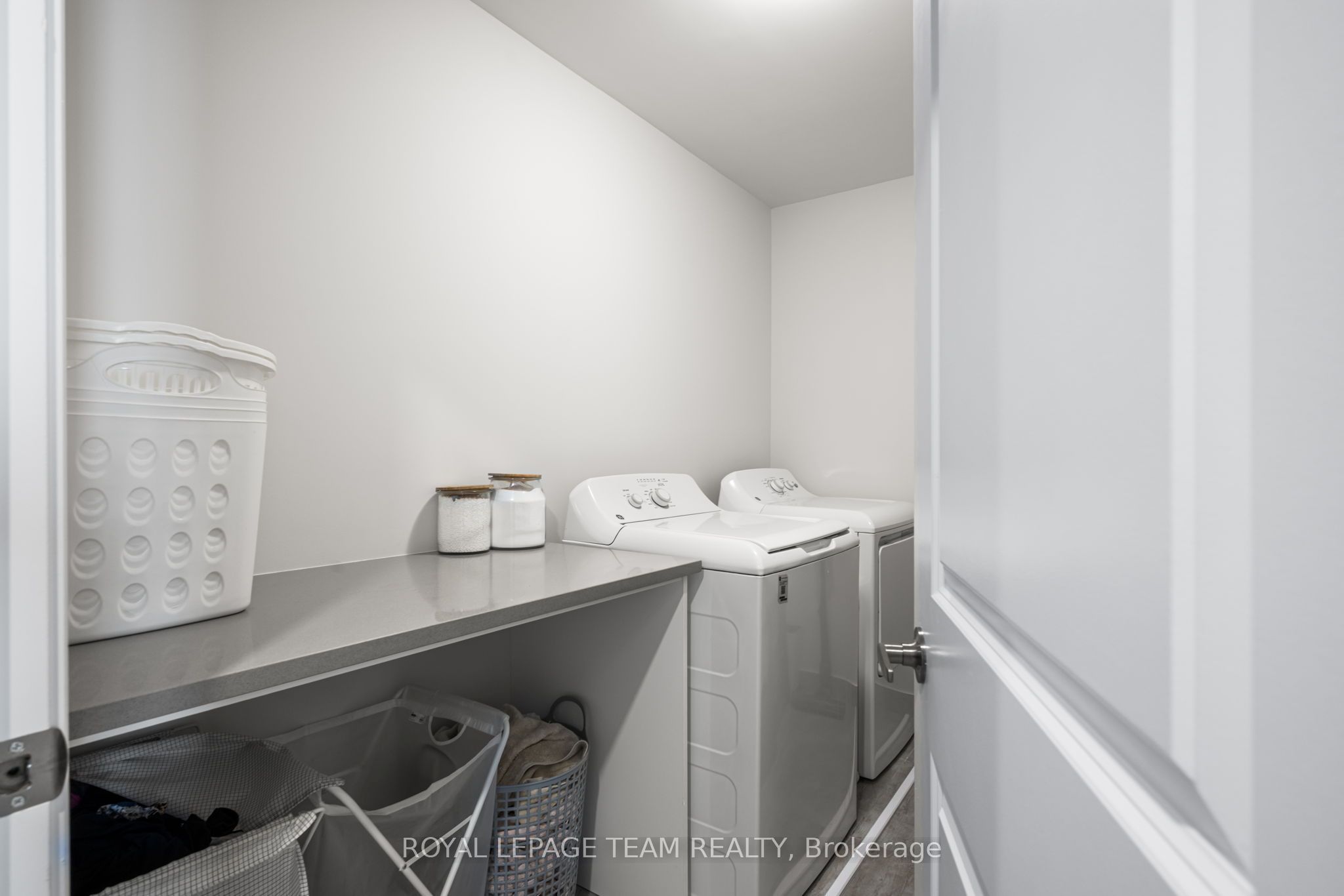 800 Solarium Avenue Property Photo 22