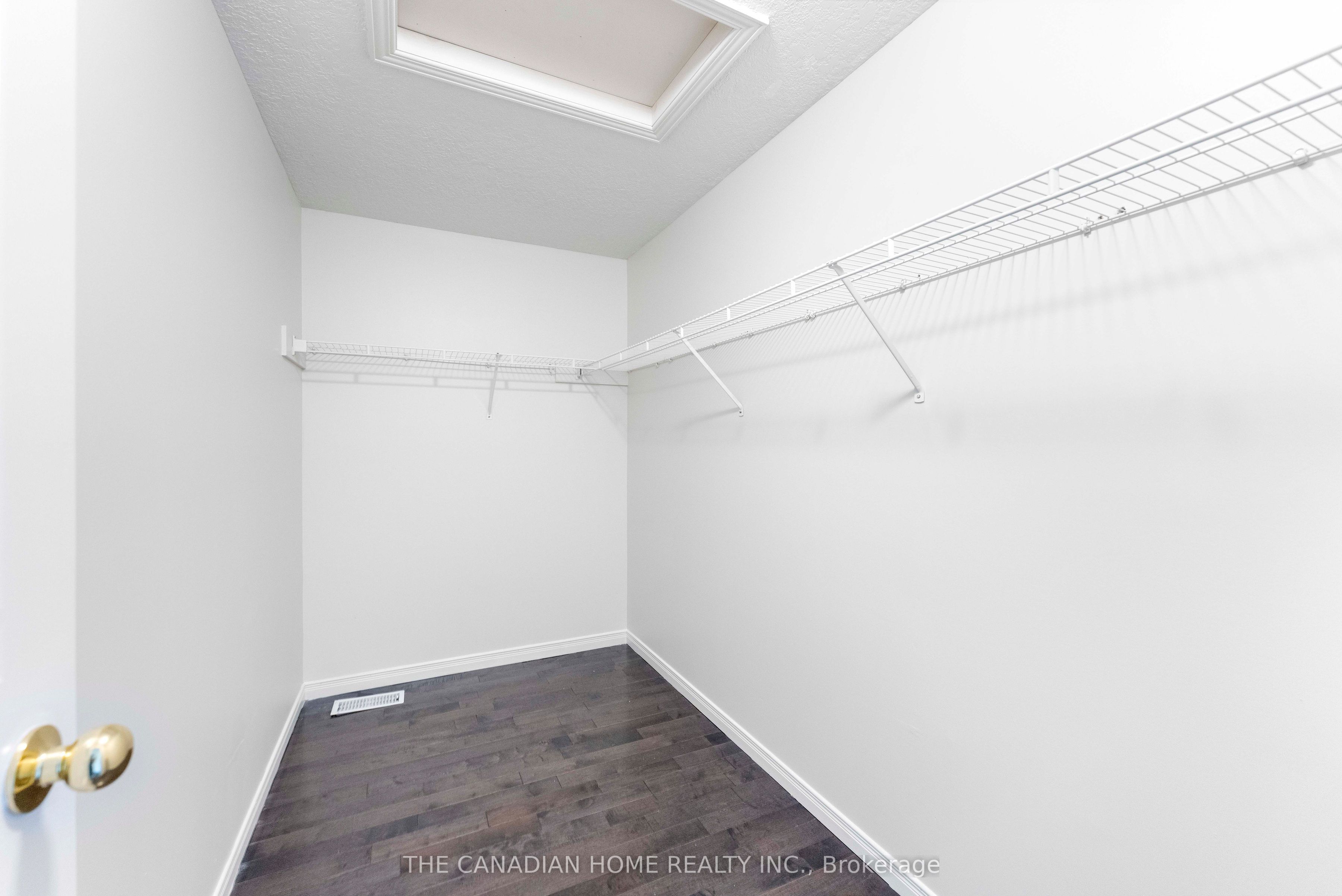 500 Robert Ferrie Drive Property Photo 12