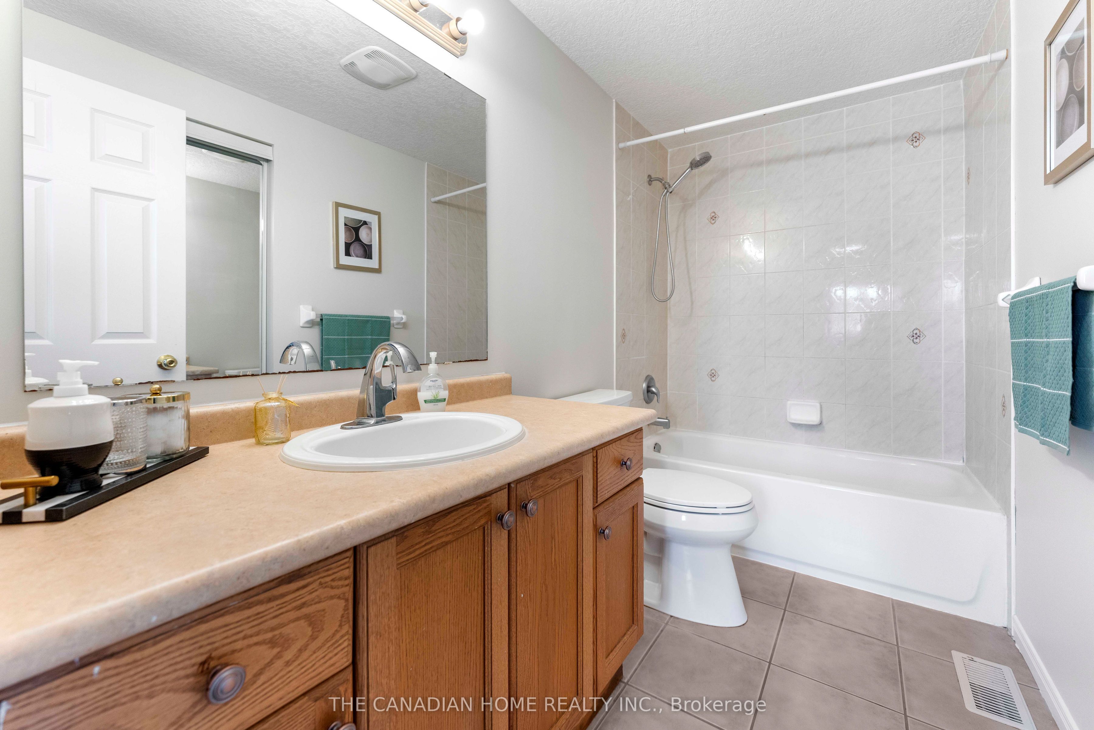 500 Robert Ferrie Drive Property Photo 13