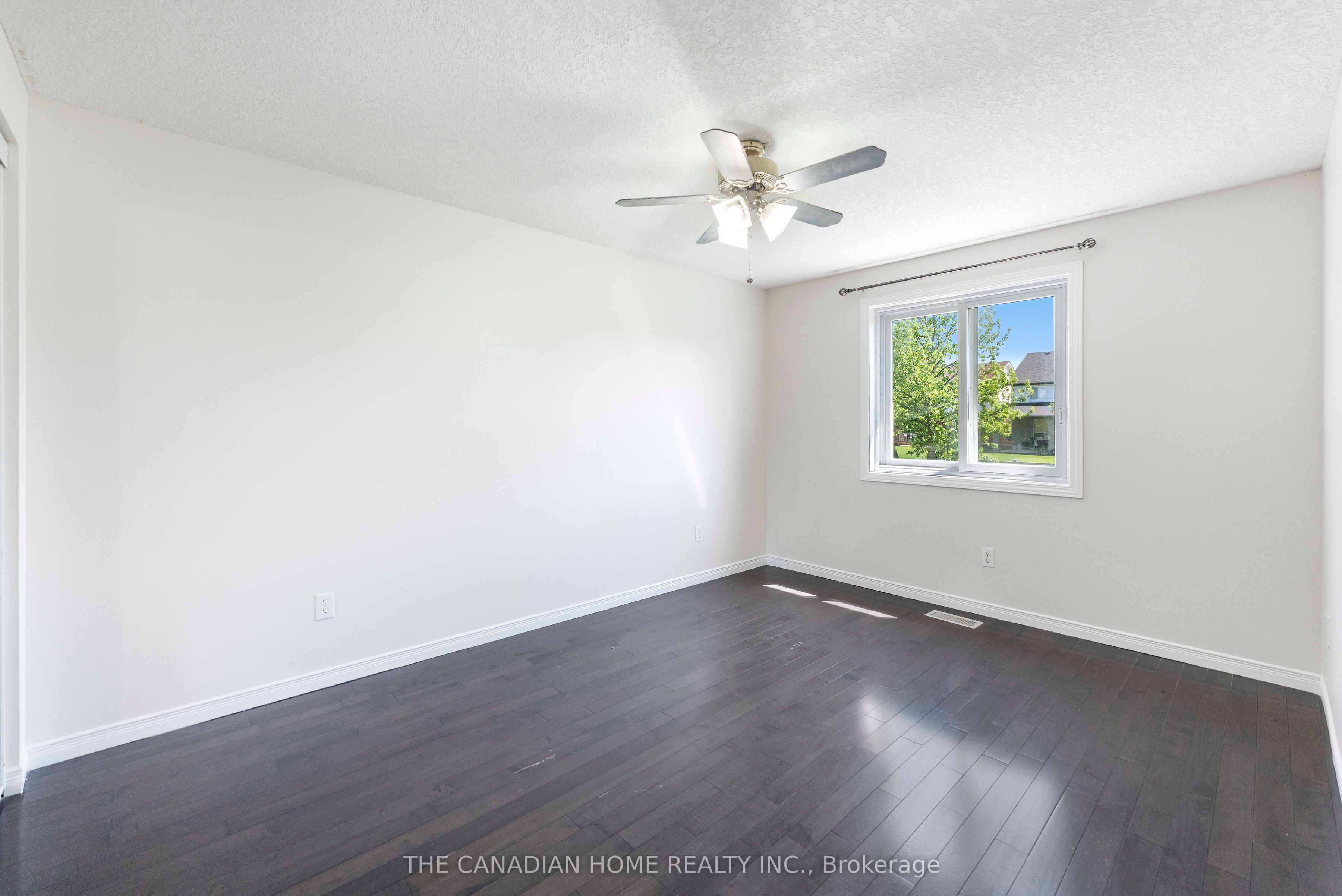 500 Robert Ferrie Drive Property Photo 14
