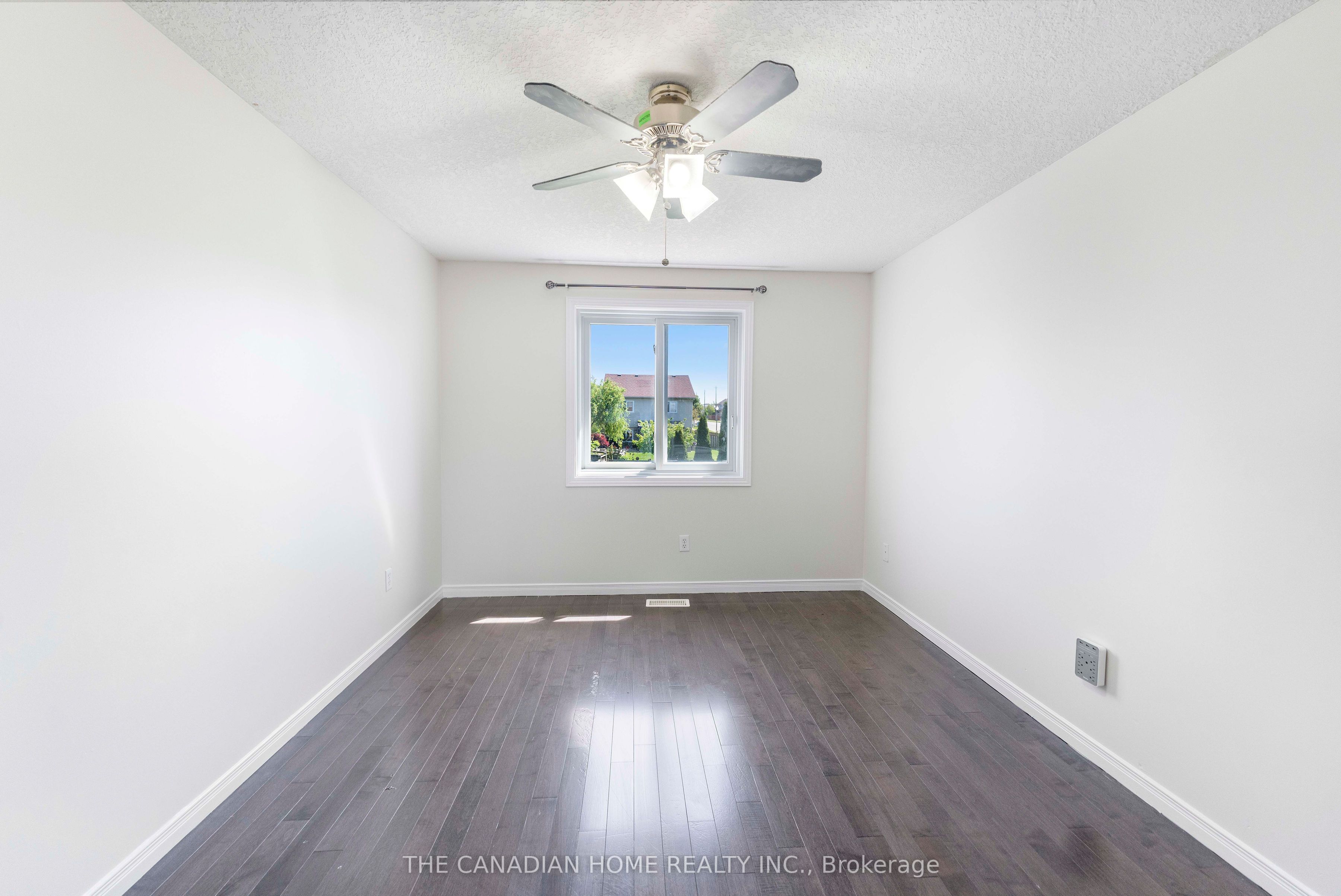 500 Robert Ferrie Drive Property Photo 15