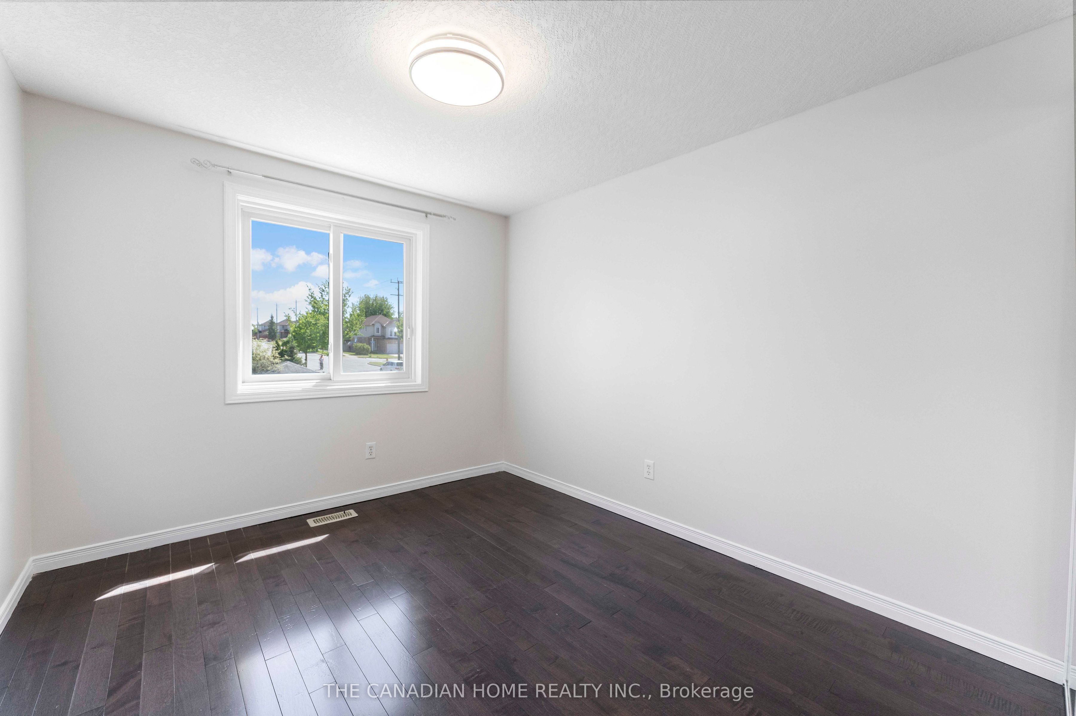 500 Robert Ferrie Drive Property Photo 18