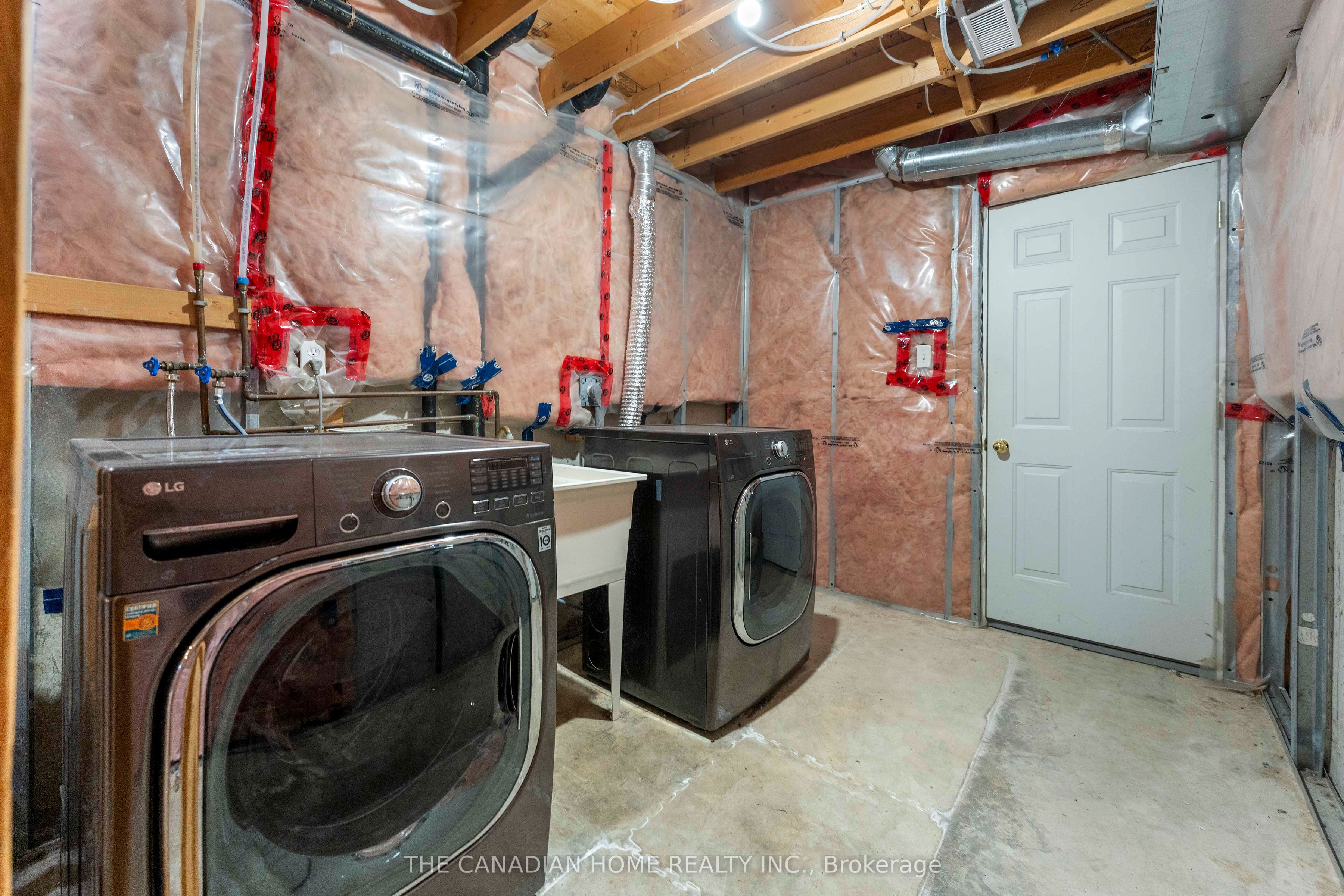 500 Robert Ferrie Drive Property Photo 25