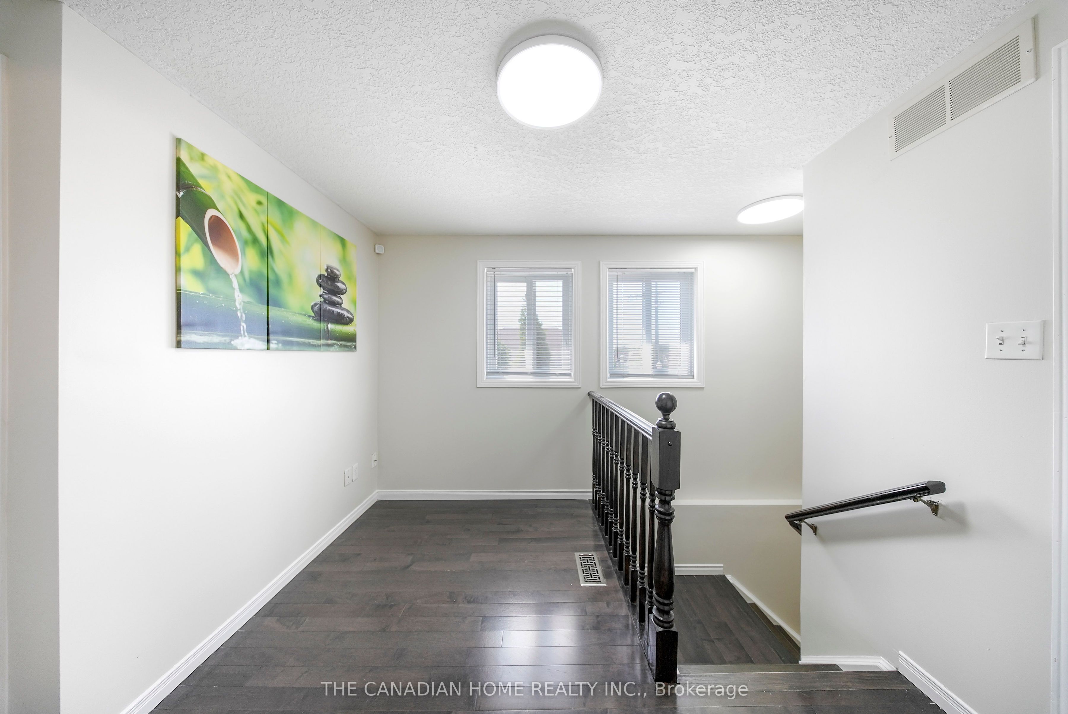 500 Robert Ferrie Drive Property Photo 27