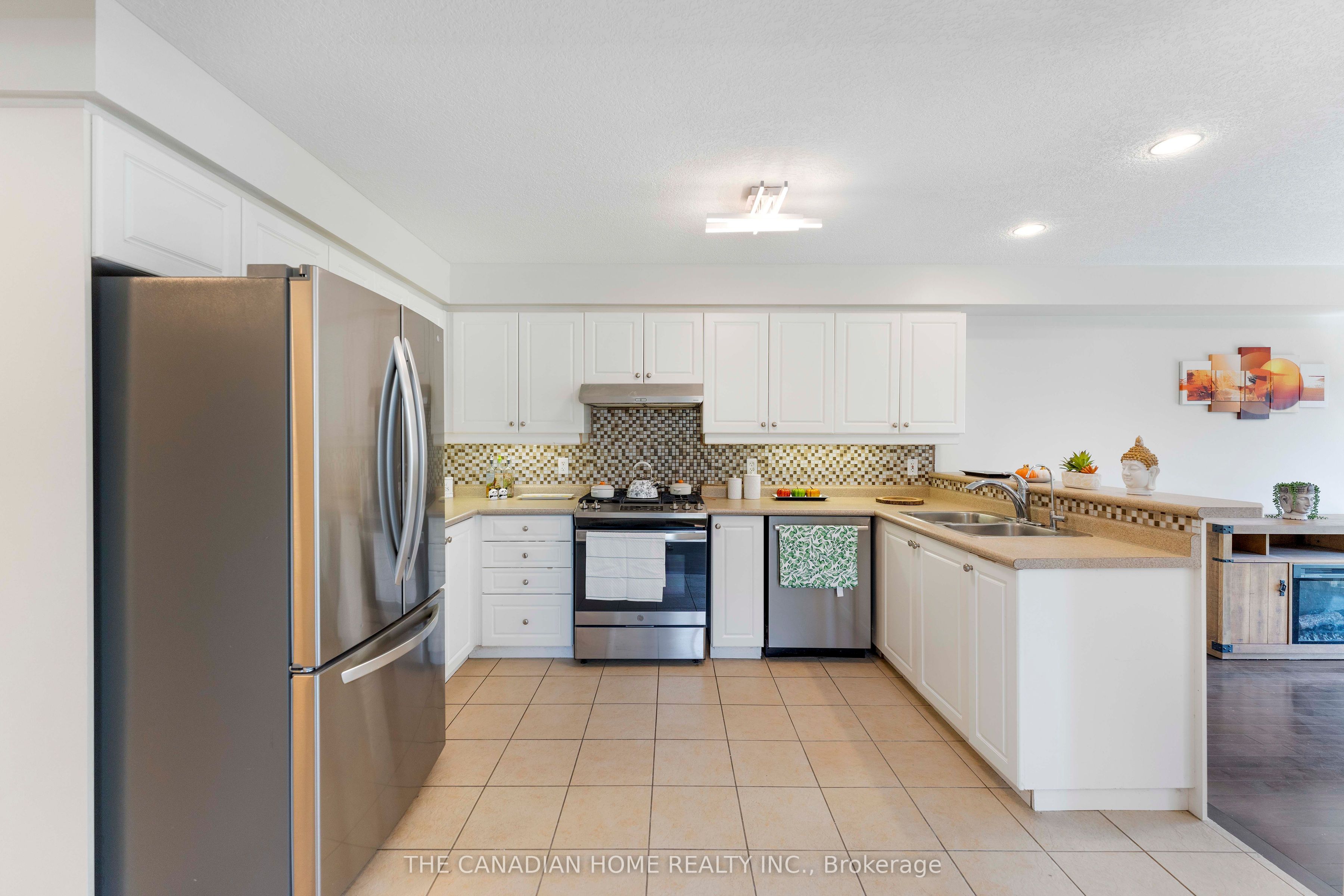500 Robert Ferrie Drive Property Photo 33