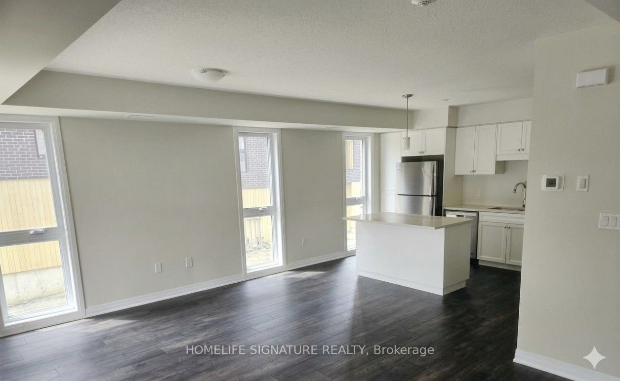 16 Urbane Boulevard Property Photo 10