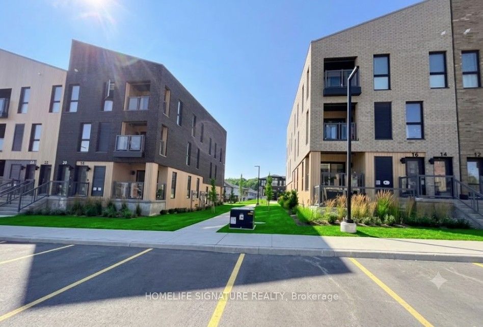 16 Urbane Boulevard Property Photo 27