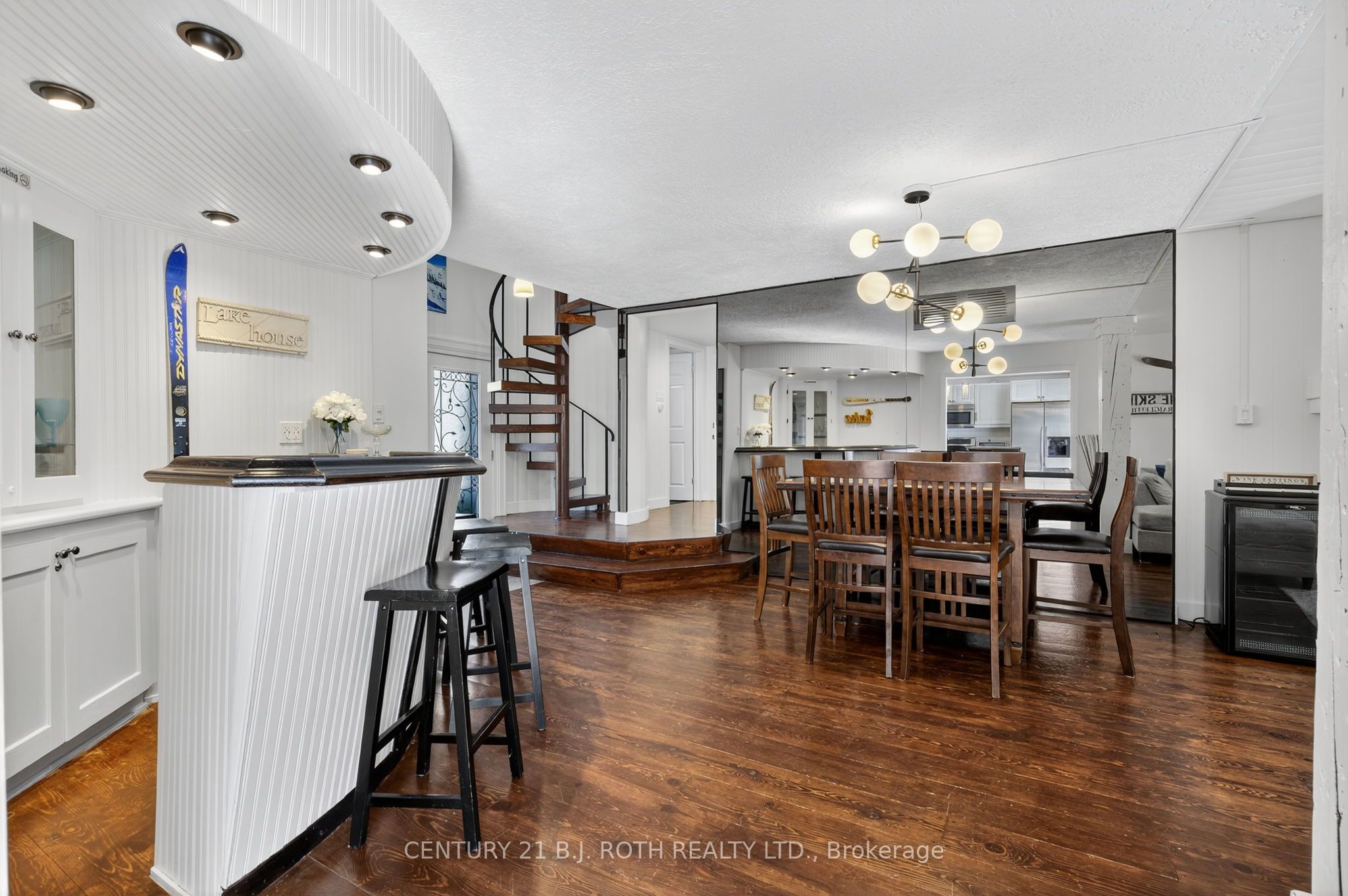 209846 26 Highway Property Photo 14