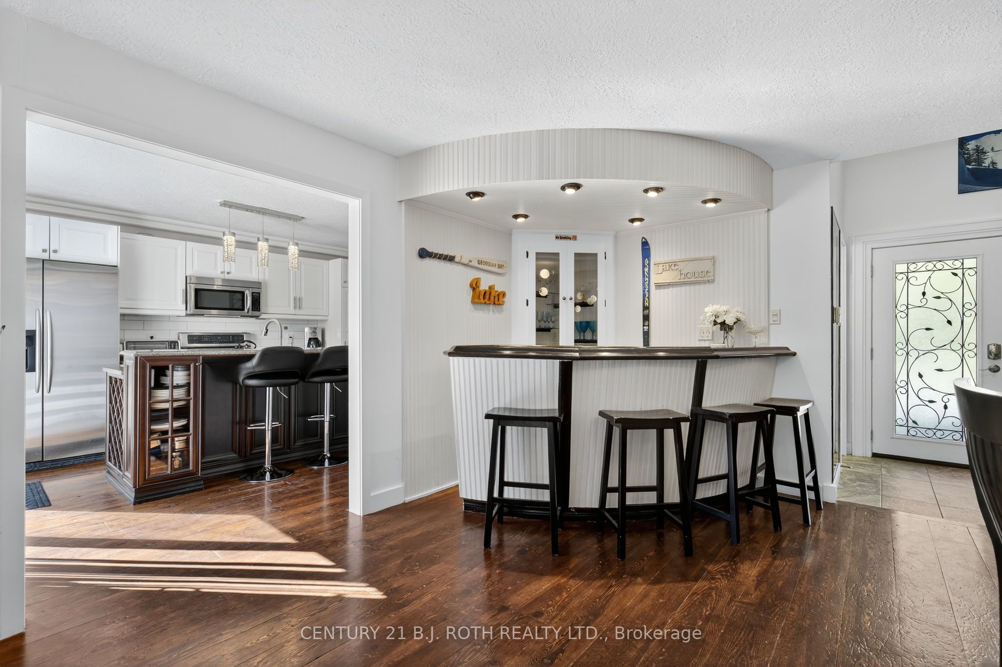 209846 26 Highway Property Photo 16