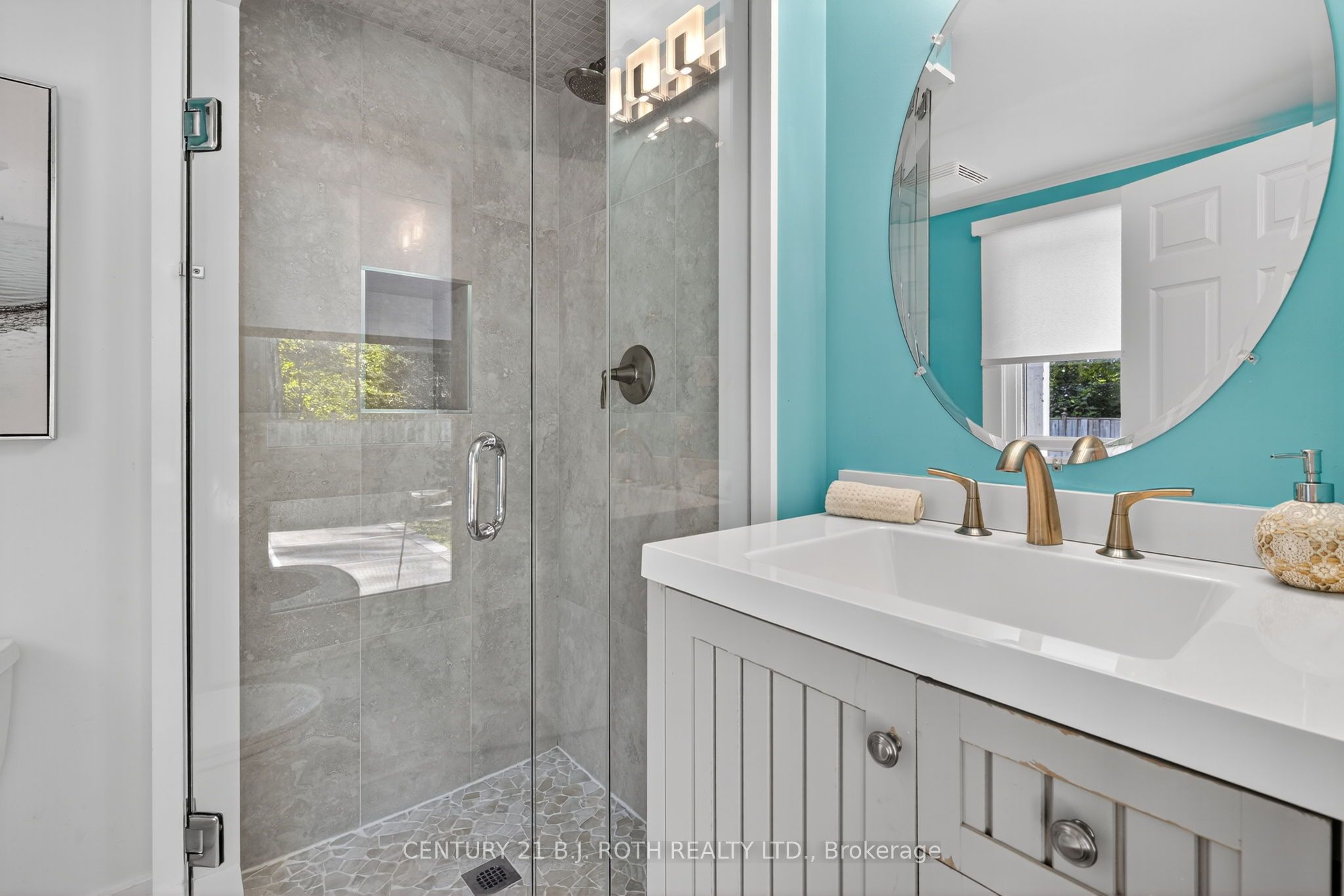 209846 26 Highway Property Photo 23