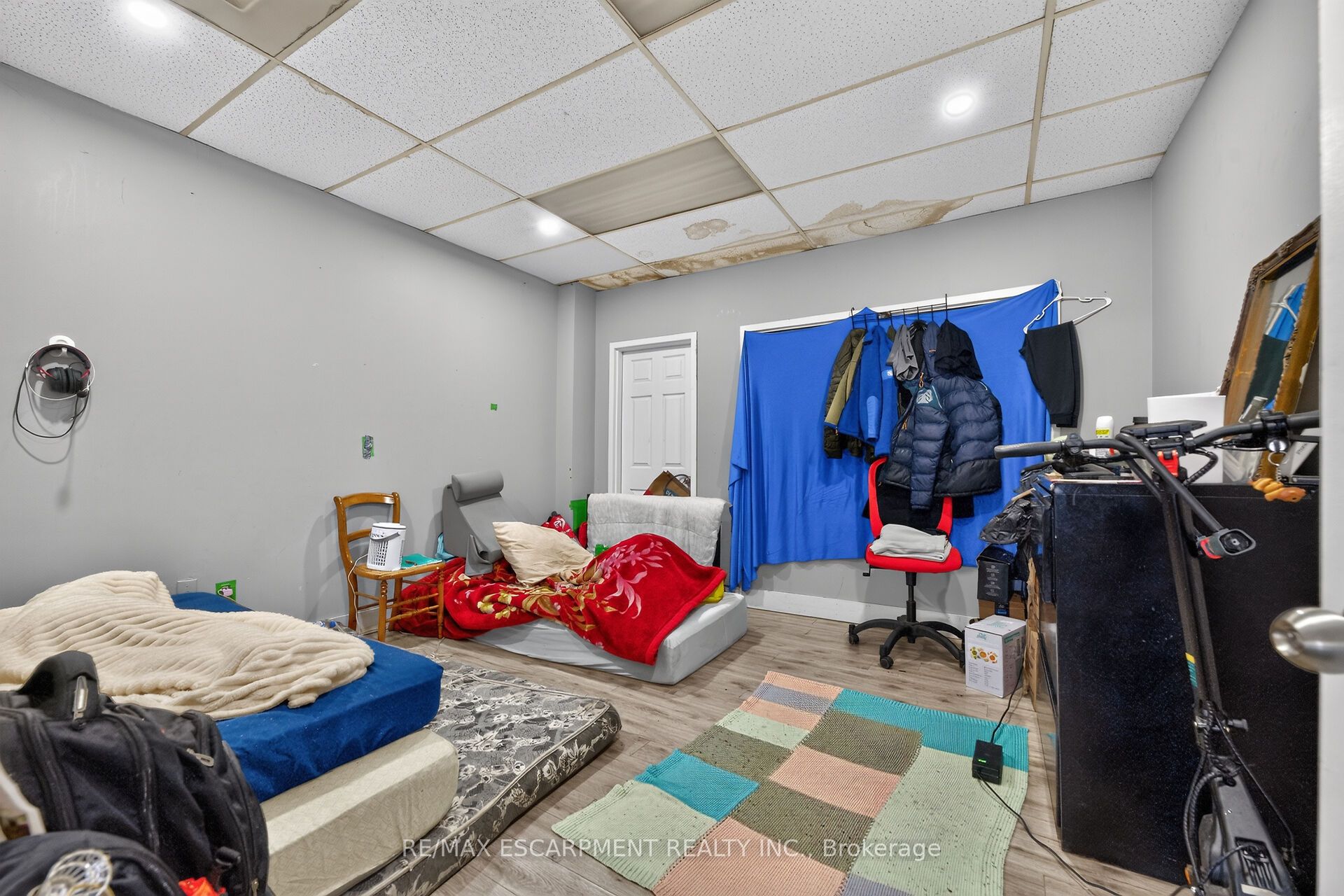 1292 Barton Street E Property Photo 46